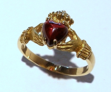 14KT Rose Gold Polished Claddagh Ring – LSJ