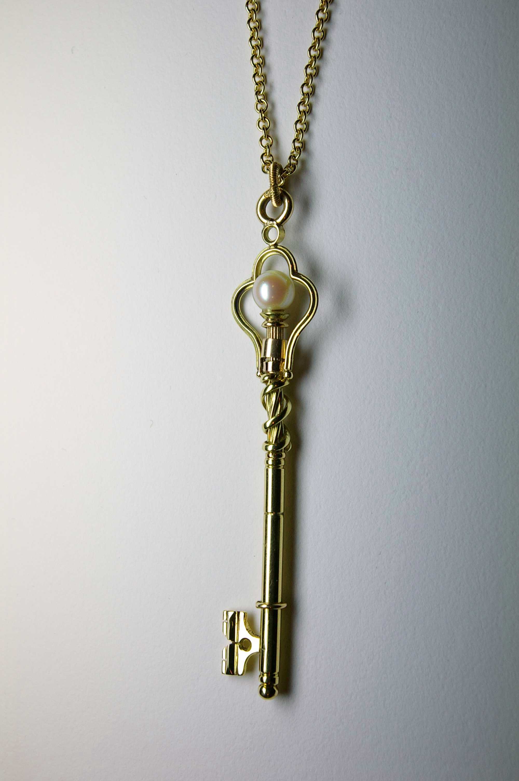Crooked Teeth Keys - Some beautiful 1800s fancy keys up for grabs