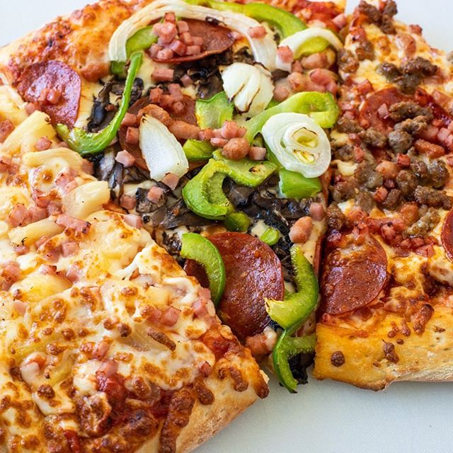 At Flying Pizza on Sargent, we don&rsquo;t cut corners. All our slices are topped to the brim with toppings and cheese 😍🍕