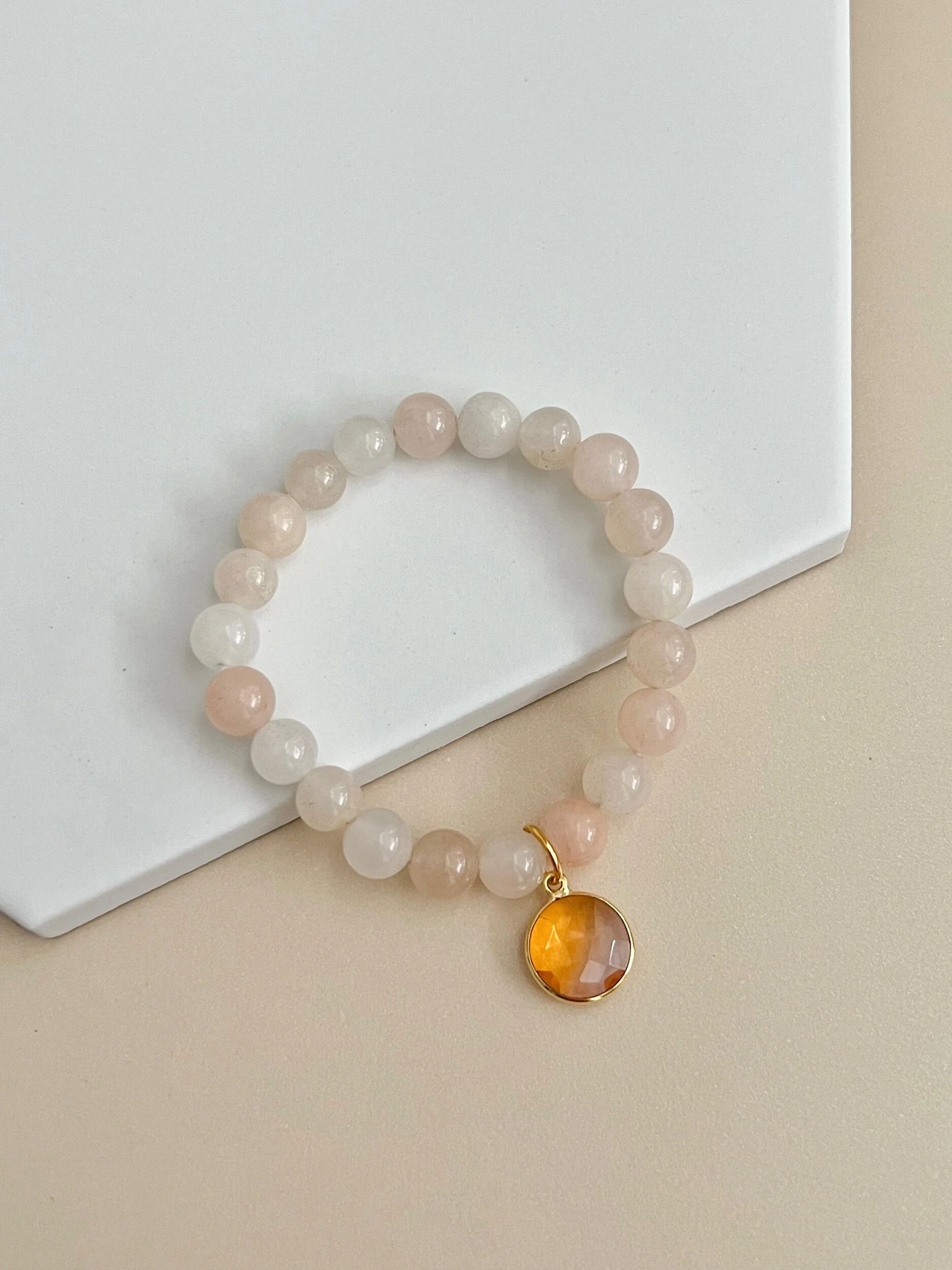 25F77B2D-B0E3-4ABB-BBC7-545101A181B1