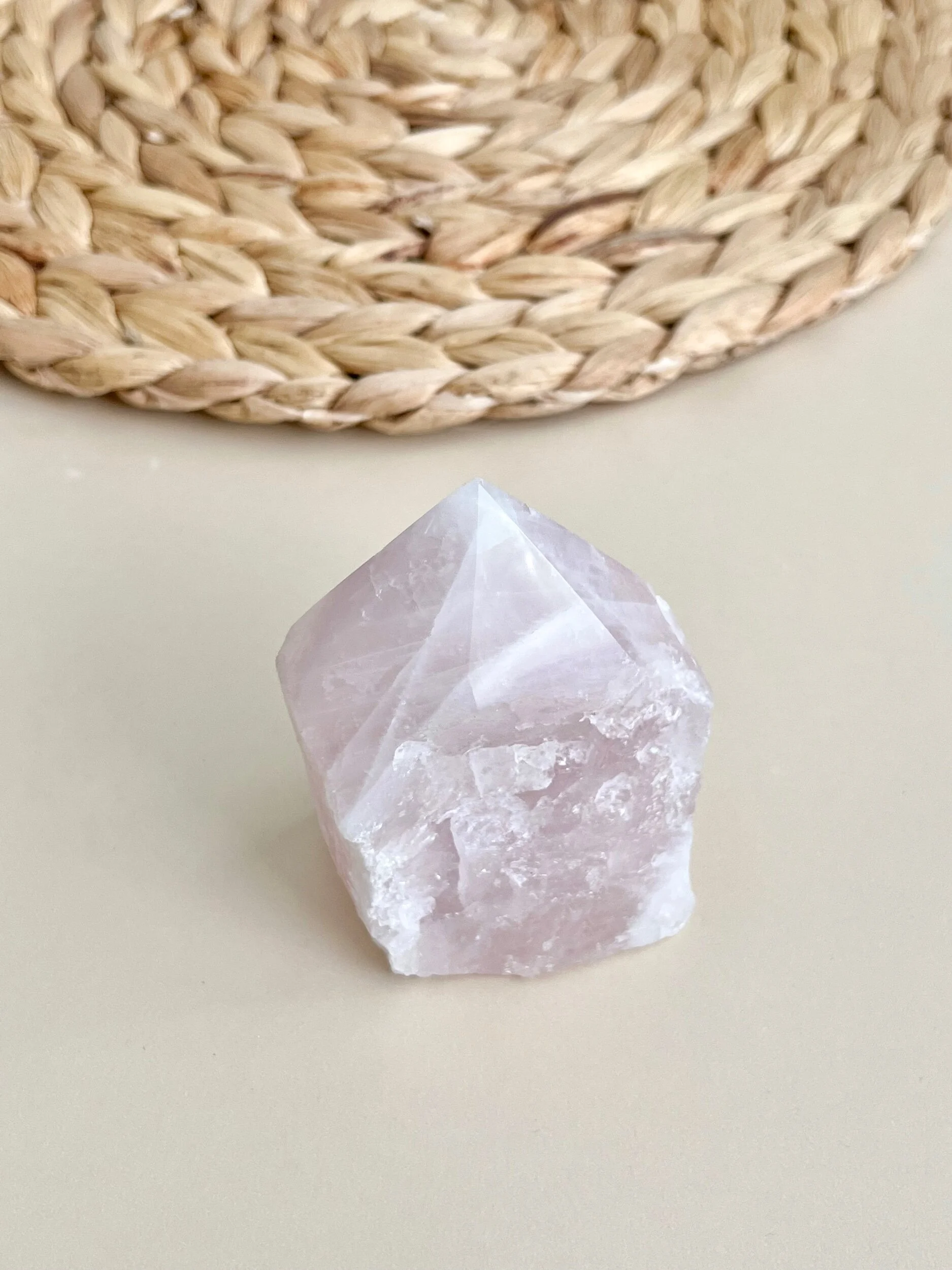 EC6AECE0-5BE1-4065-940C-95295FC8A636