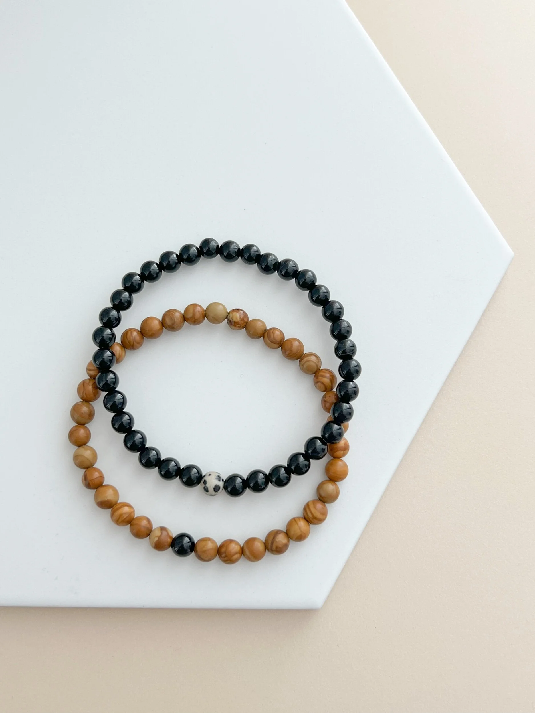 8EEEEB12-414D-4B22-85F8-42A8AA537B17