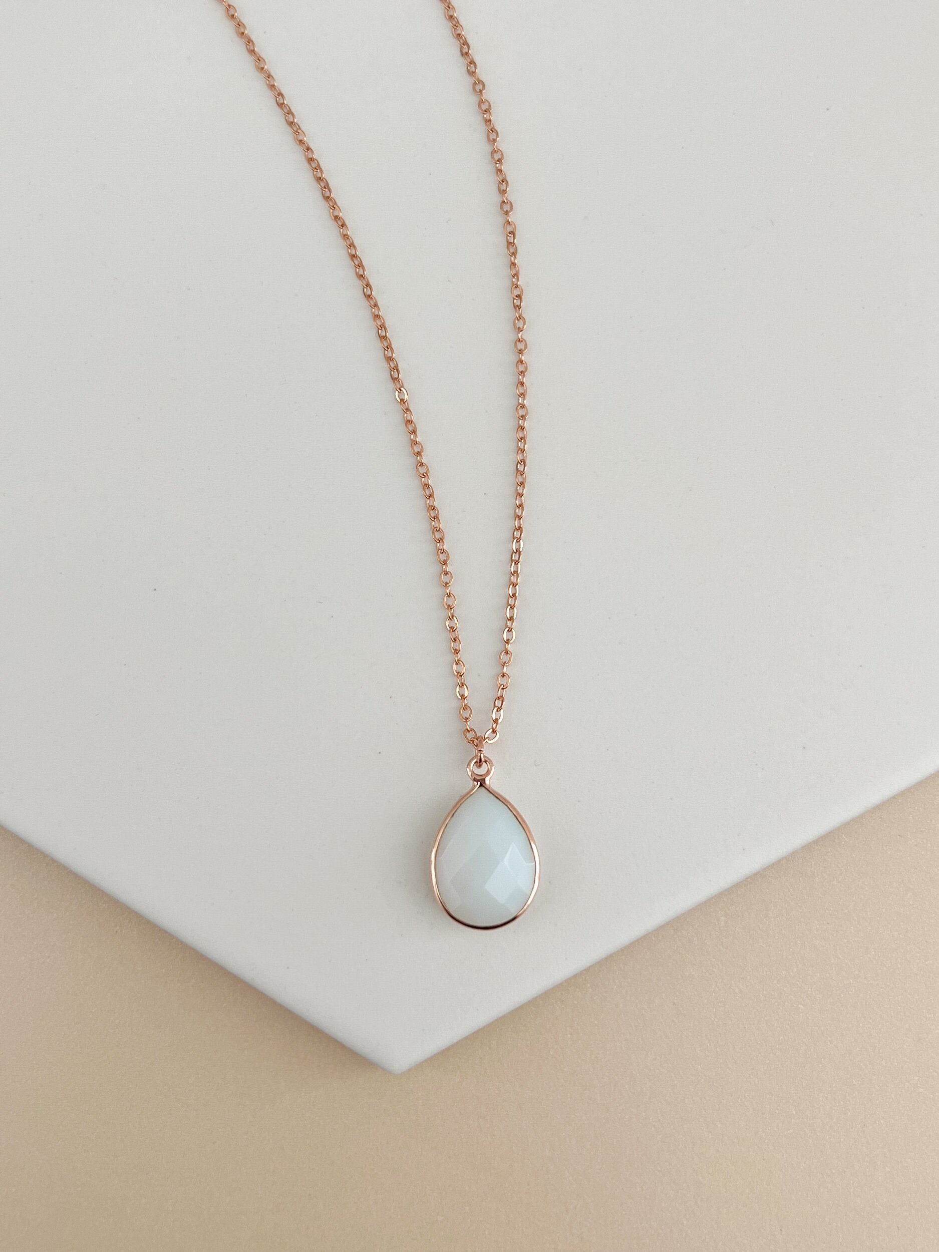 F7633E0A-EA04-414D-9768-891E4607779F