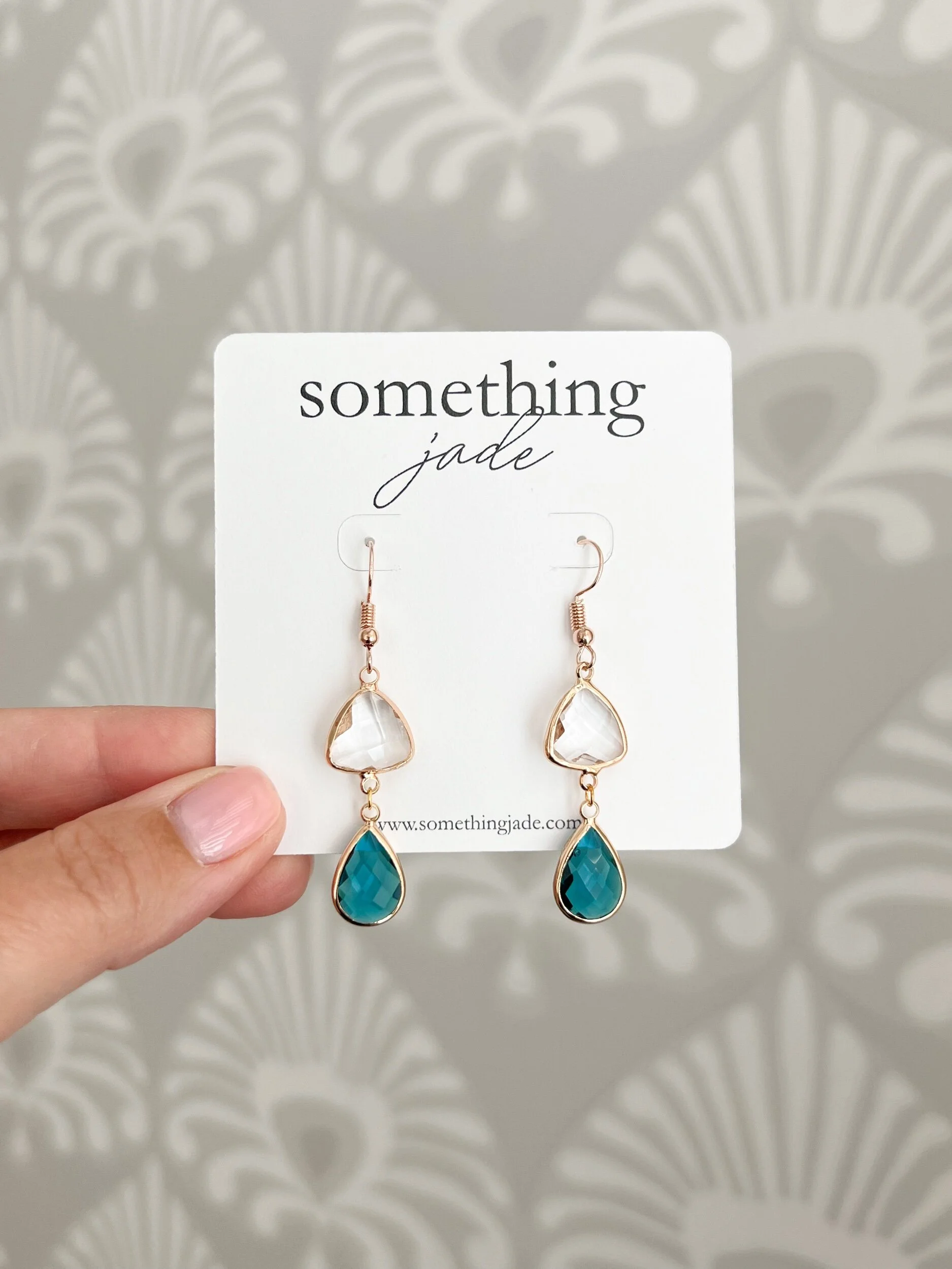 562D8201-6BB0-4E7F-9CB5-62F77EF1F59F