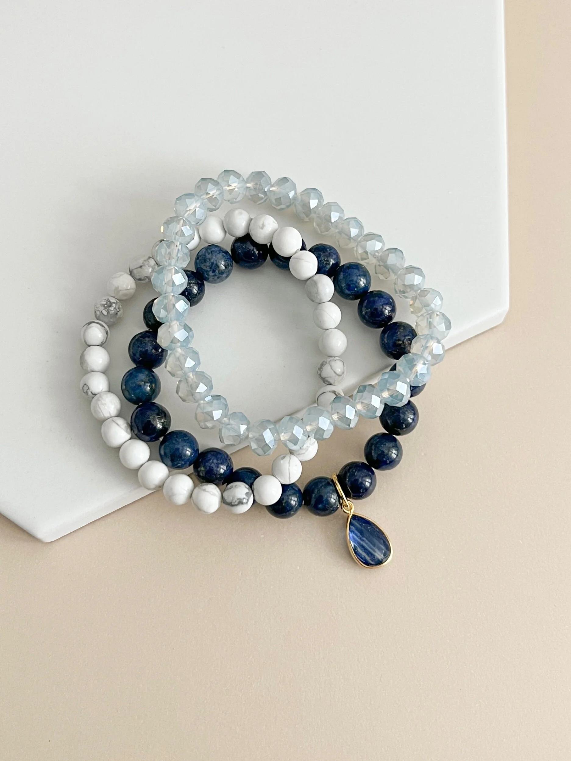 55B573EE-ECEB-4B8F-BEF6-AE4C9613CCC6