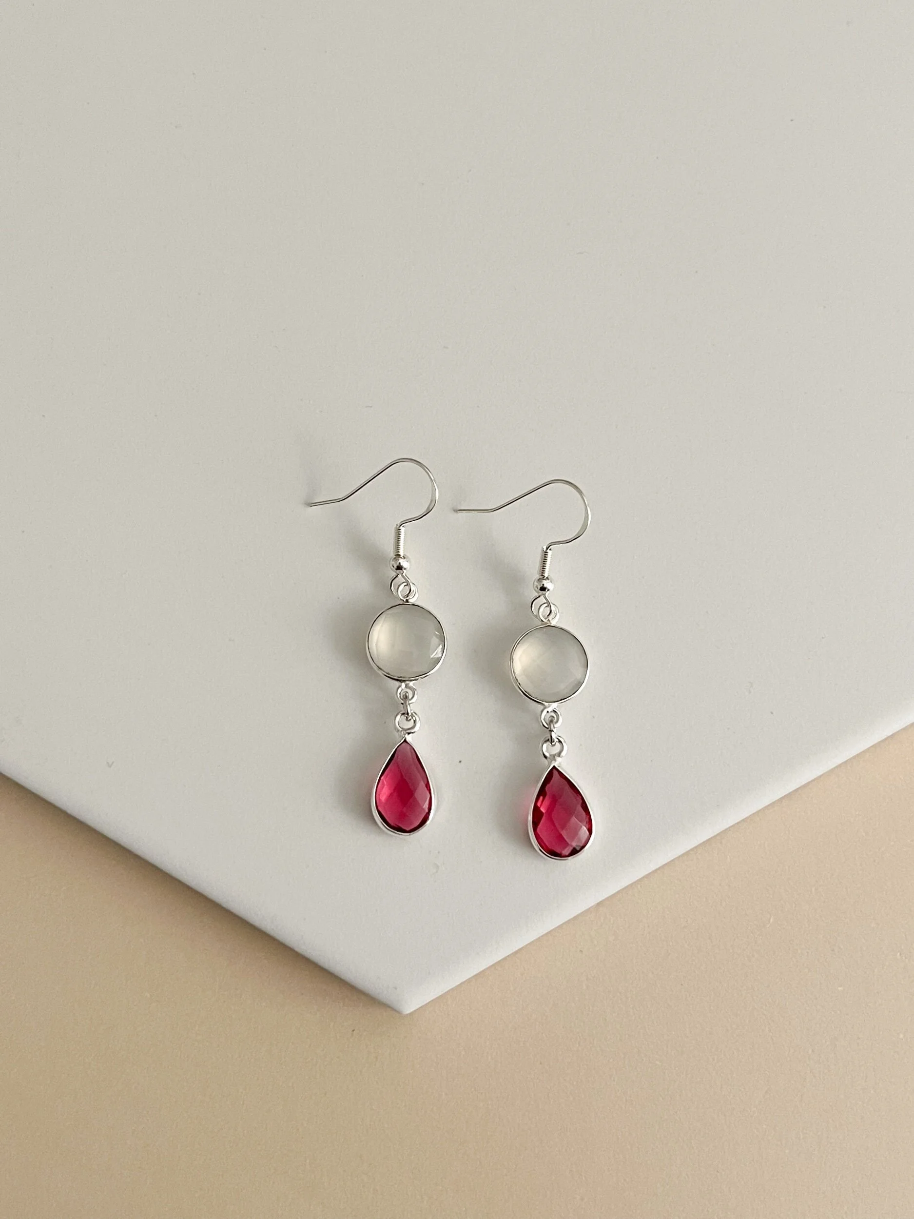 6D9EED3B-0594-4E5D-8D5F-51074142F3D7