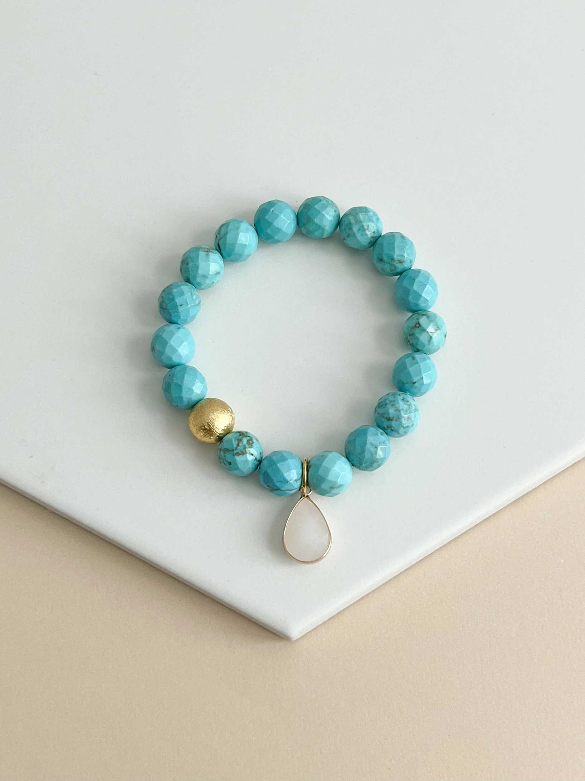 DB4175FA-977A-4194-8CA3-58322A728C12