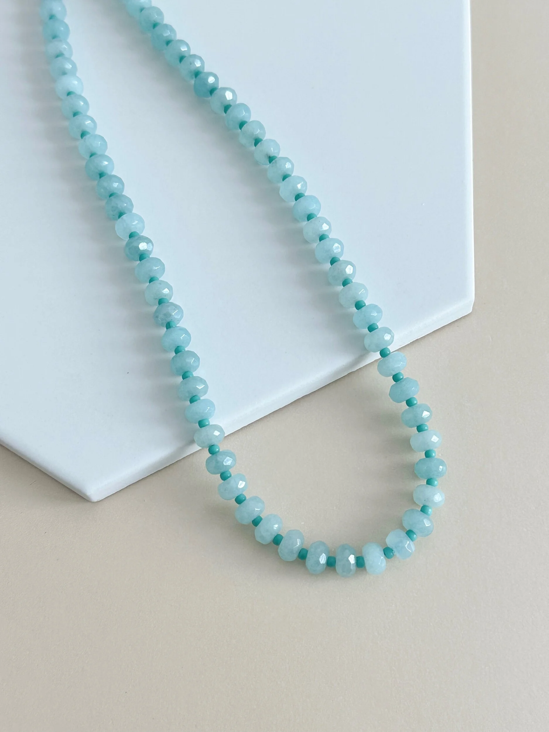 B4928F4F-129B-4A45-9FF3-089CE724C24E