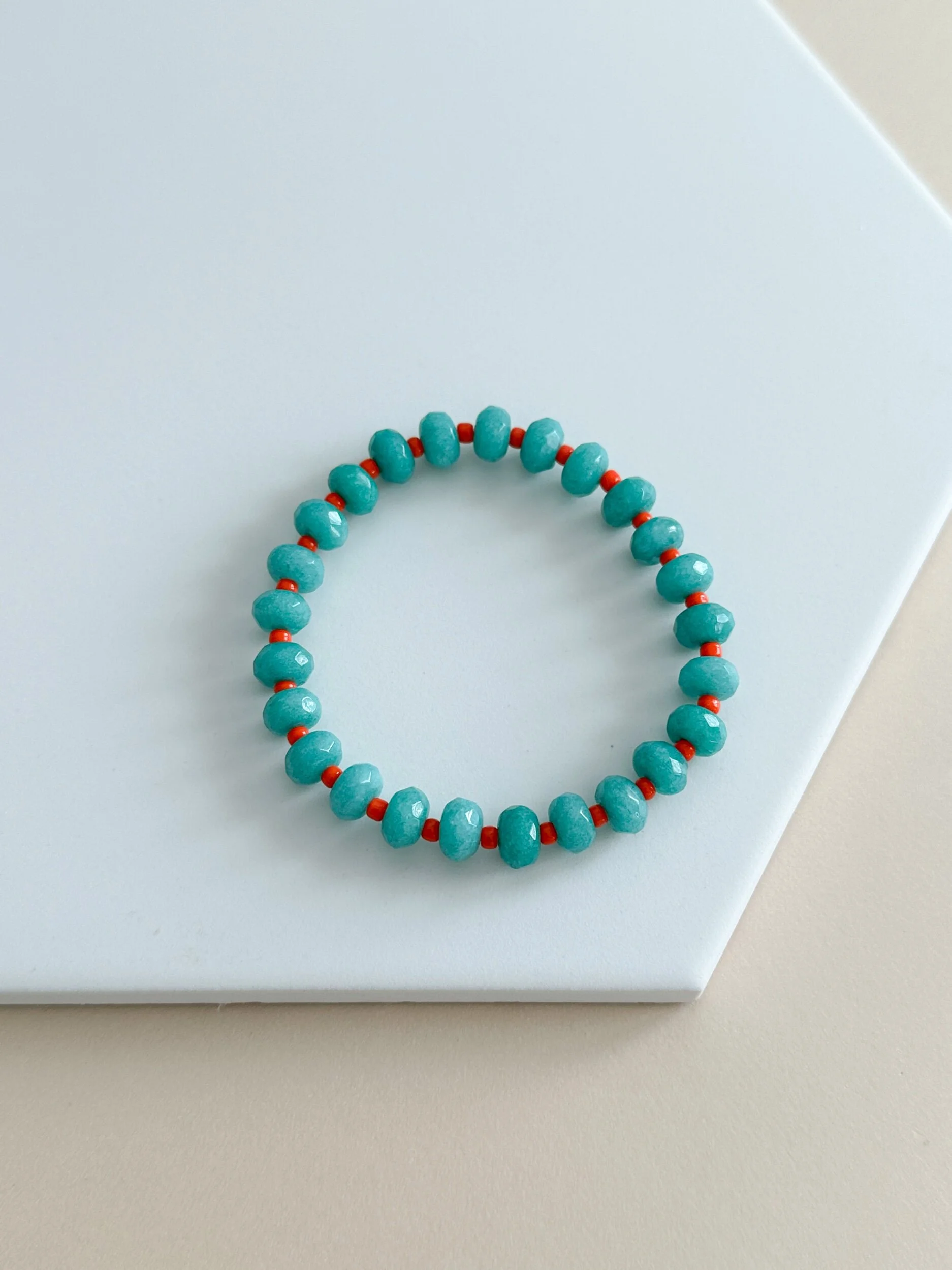 D33FADF9-86E7-4BAF-AAC6-EA6D1B8455F1