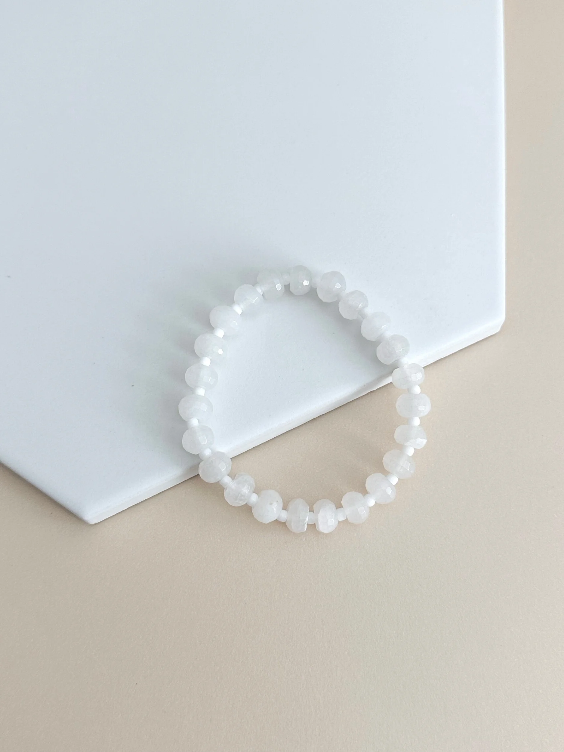 51DC69FF-1AB2-4BE2-85AA-B28D3A881F46