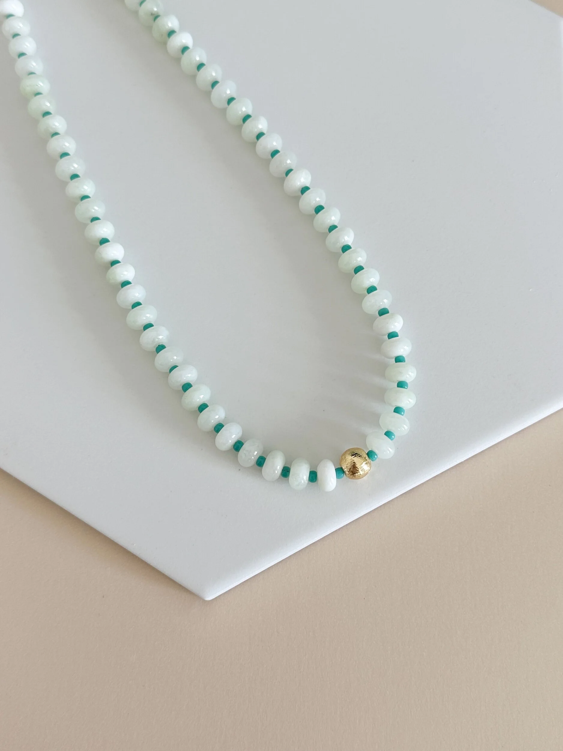 F08C96FB-B7D0-4931-B5E1-12A53890B7A2