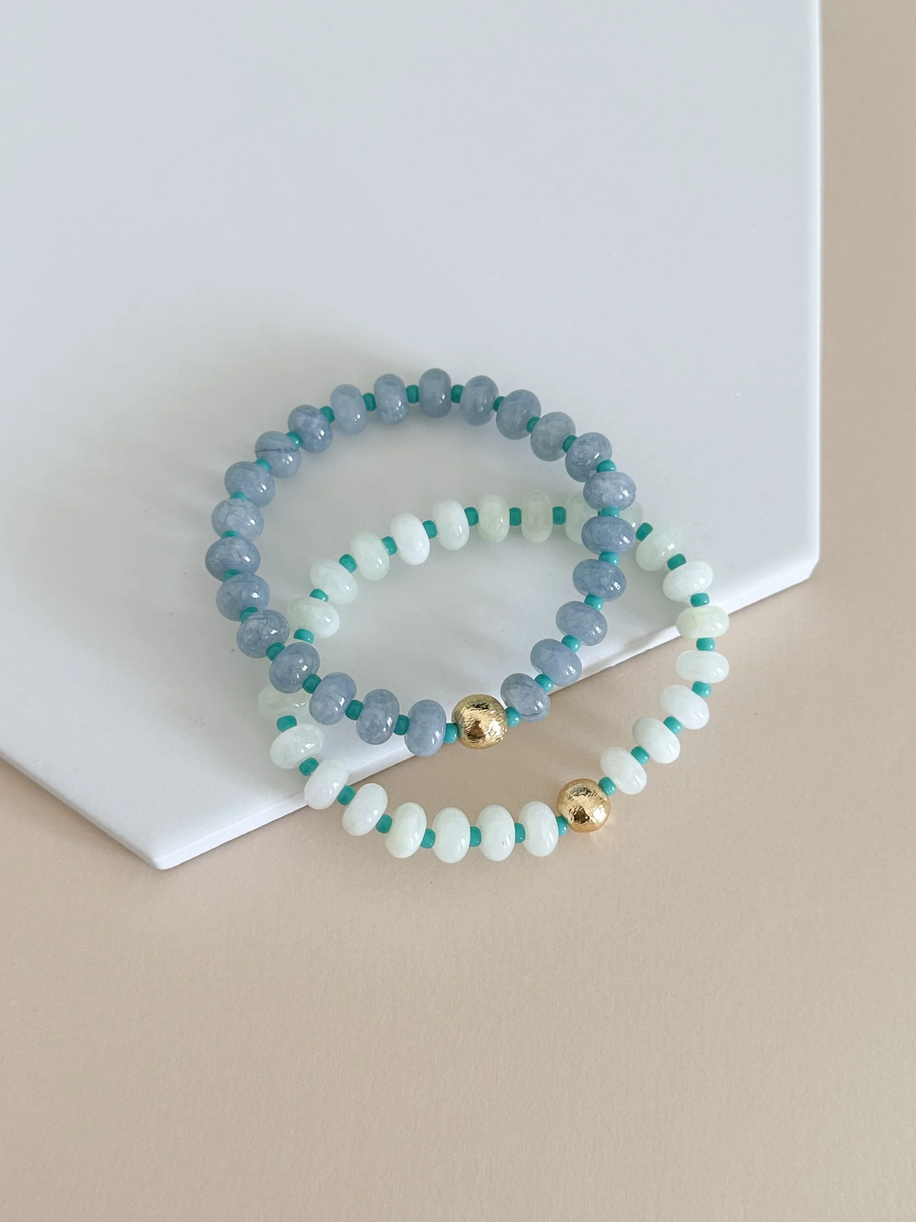 2FA18342-DBCD-41B2-B6F3-D384A2BAE3D1