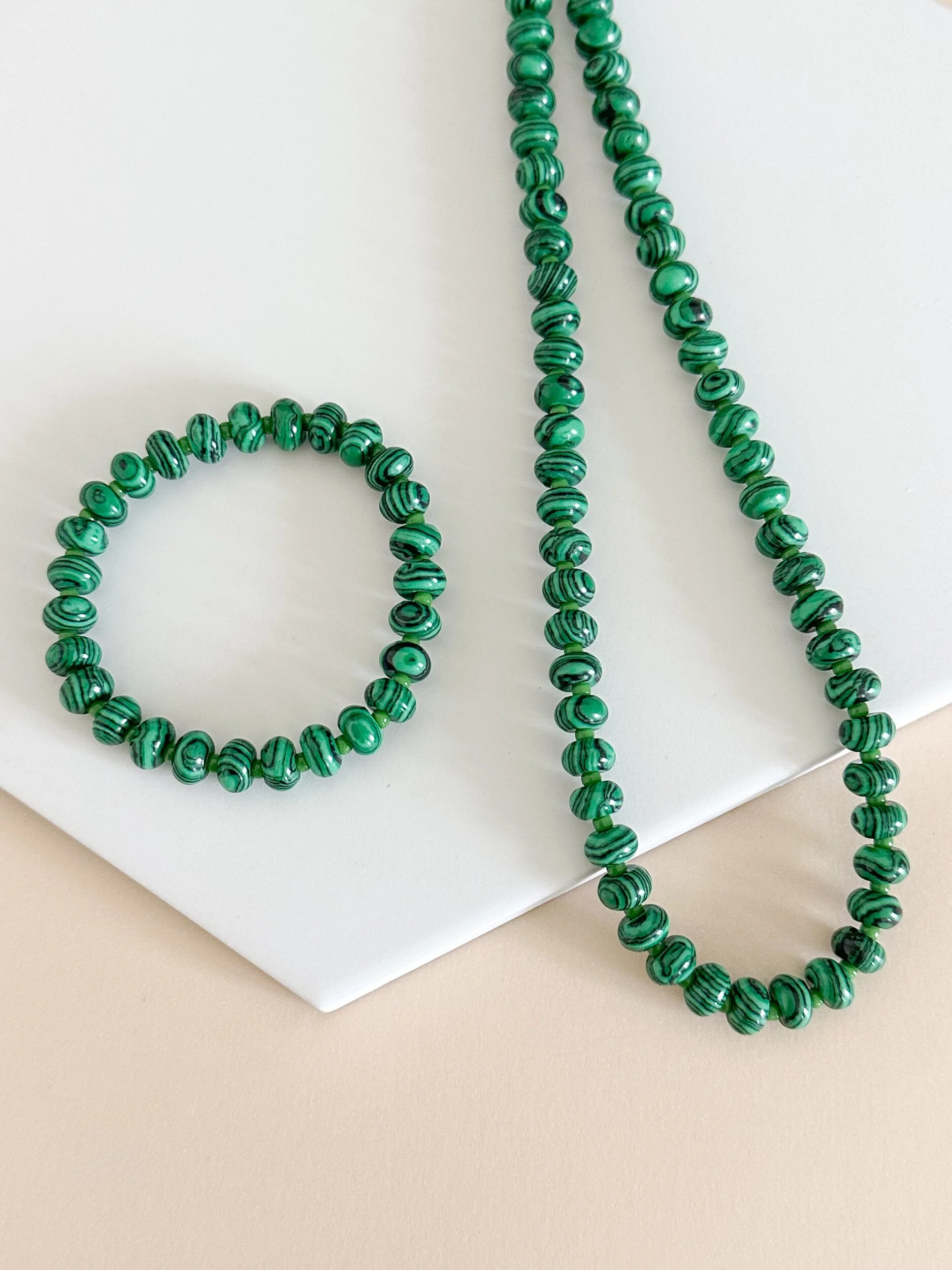 9202CC71-413E-469C-84C6-B96AA5C1494D