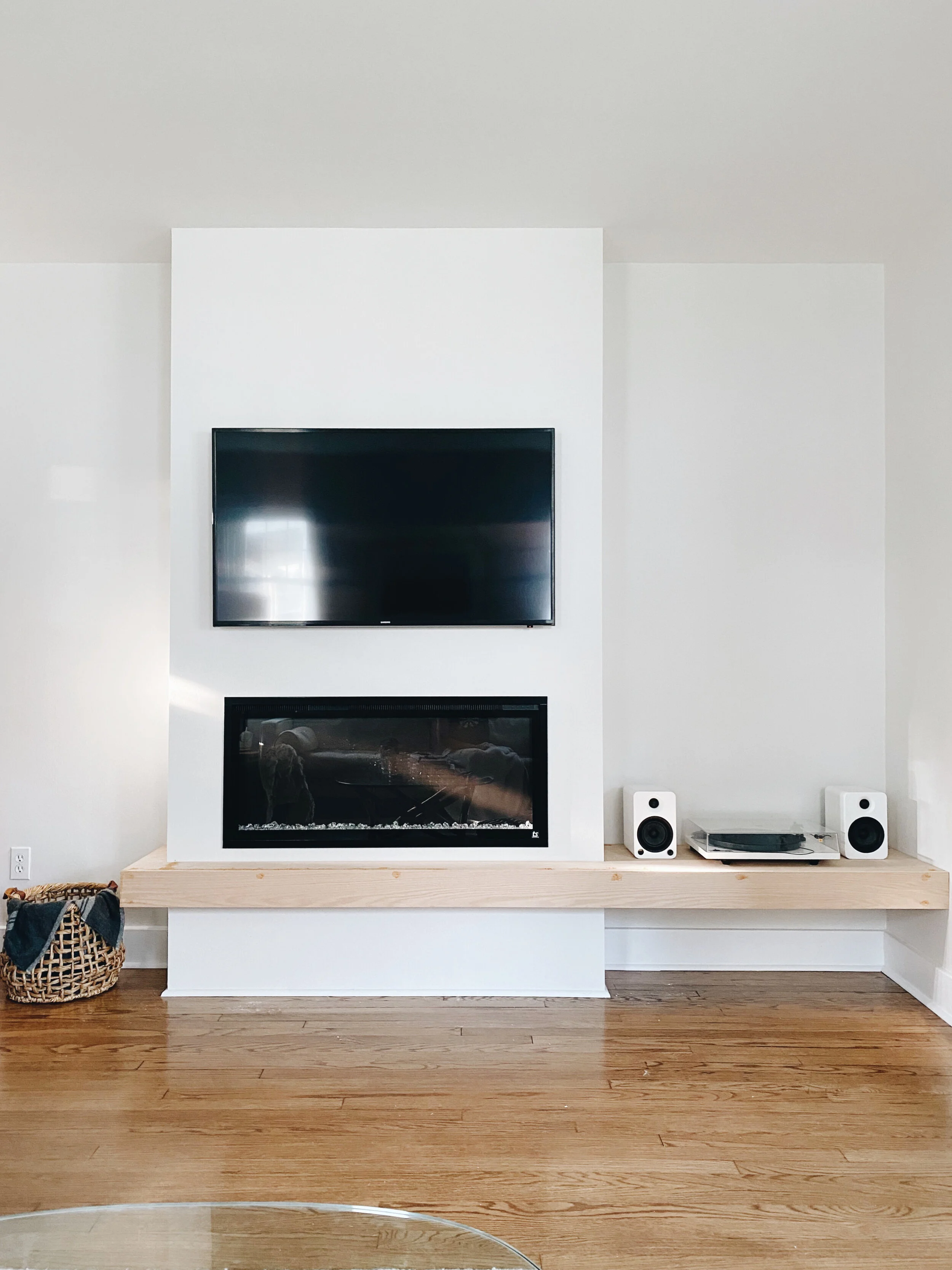 DIY Electric Fireplace — House on Hawk