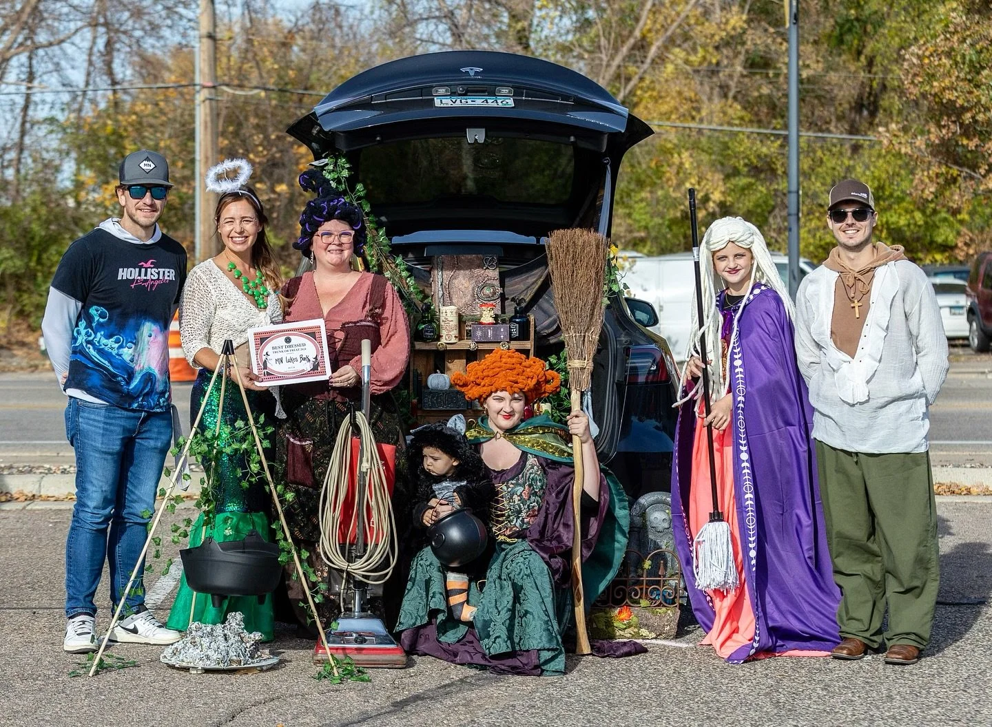 Our 6th annual Trunk or Treat is right around the corner.

Join us on Sunday, October 26th, as our giant parking lot morphs into a spooktacular Halloween haven for all.

Parade in your favorite costume for treats from 20+ local family and business sp