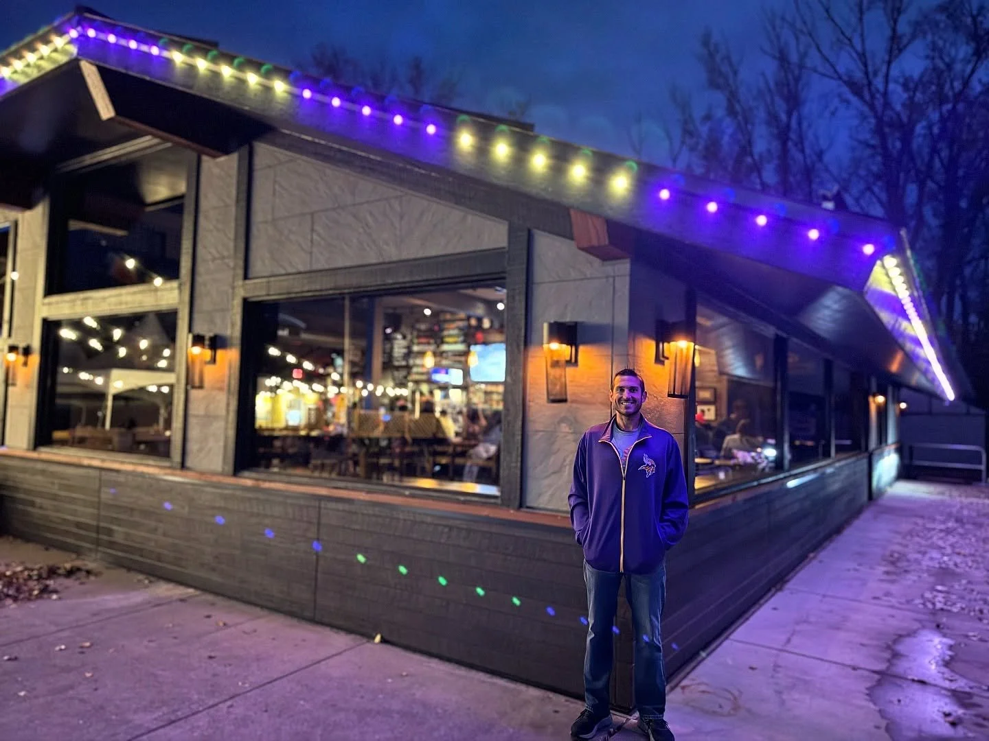 Join us Thursday night for an evening edition of the Ultimate Vikings Gameday Experience.
The taproom will be looking extra festive for the occasion thanks to our Week 8 sponsor, @glolightingmn who has decked out the exterior of our building with LE