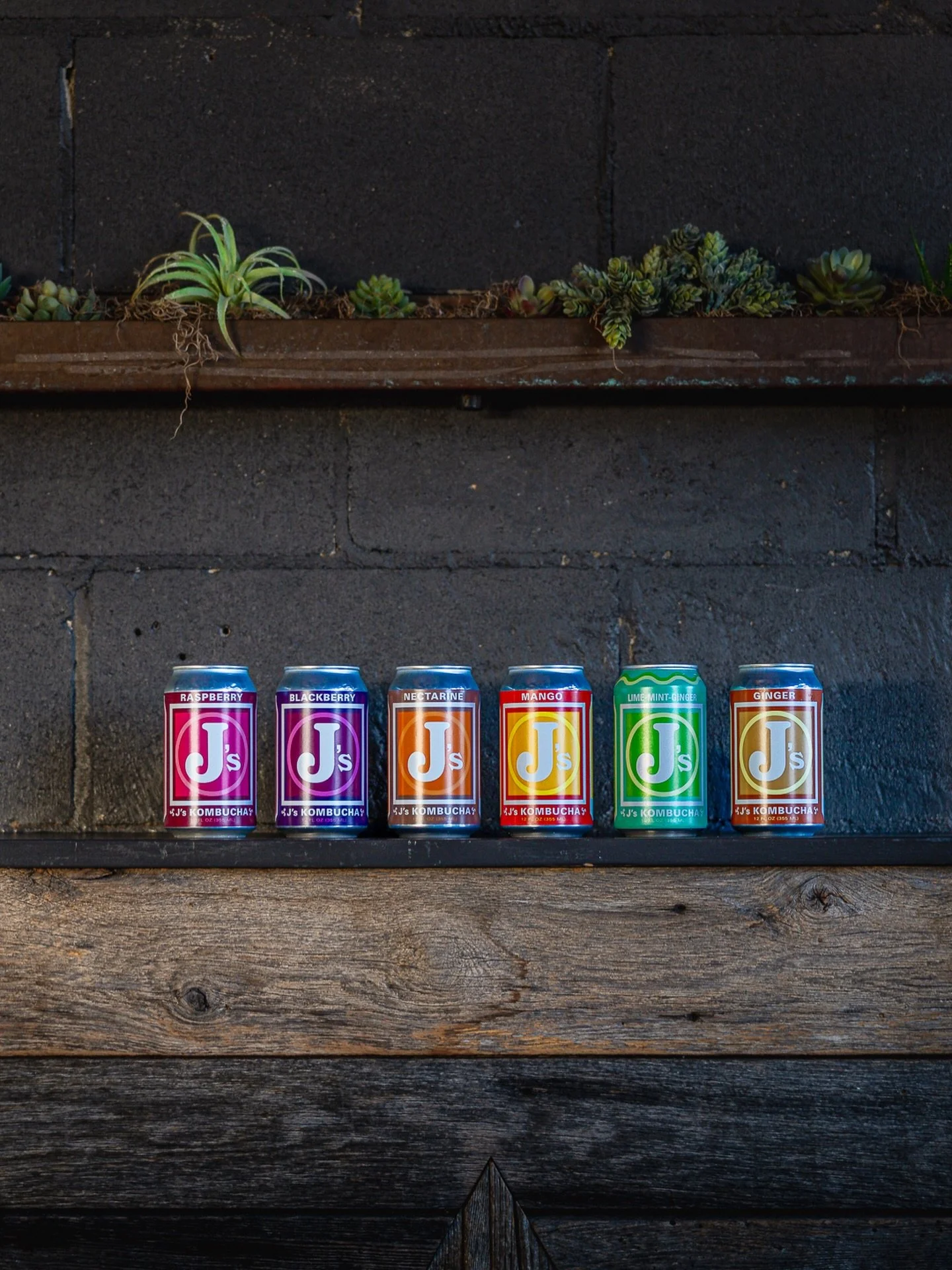 @jskombucha has been a hot commodity since being added to our beverage lineup. 

Crisp, refreshing, and brewed with intention, J&rsquo;s Kombucha is the perfect non-alcoholic option for anyone looking to switch it up without sacrificing flavor. 

Lig