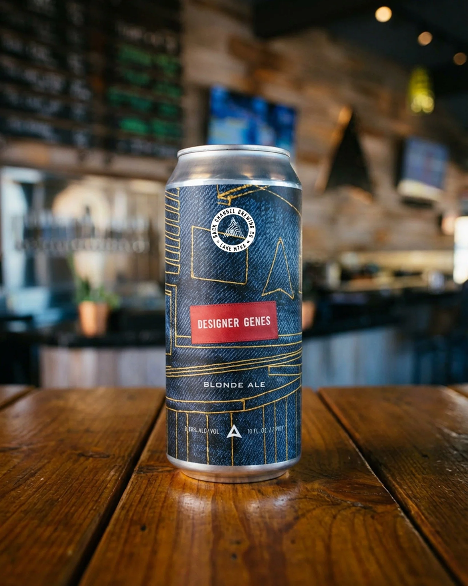 It's all in the details, and the details are all around us.

Designer Genes - Blonde Ale (5.00%)

Light // Airy // Artisan Bread

On tap and available in 4pks.