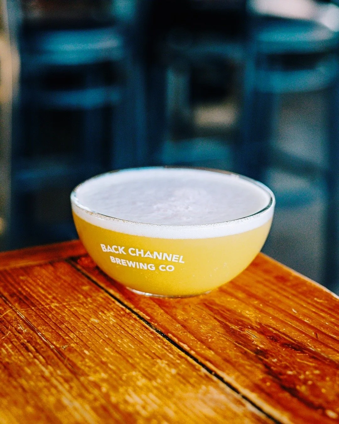 Still one of the most Back Channel things we do.

Fresh IPA. Served in a bowl.

Part Minnesota tradition. Part brewery accident. Part aggressively aromatic IPA experience.

Turns out sticking your face into a bowl of fresh hops just hits different.

