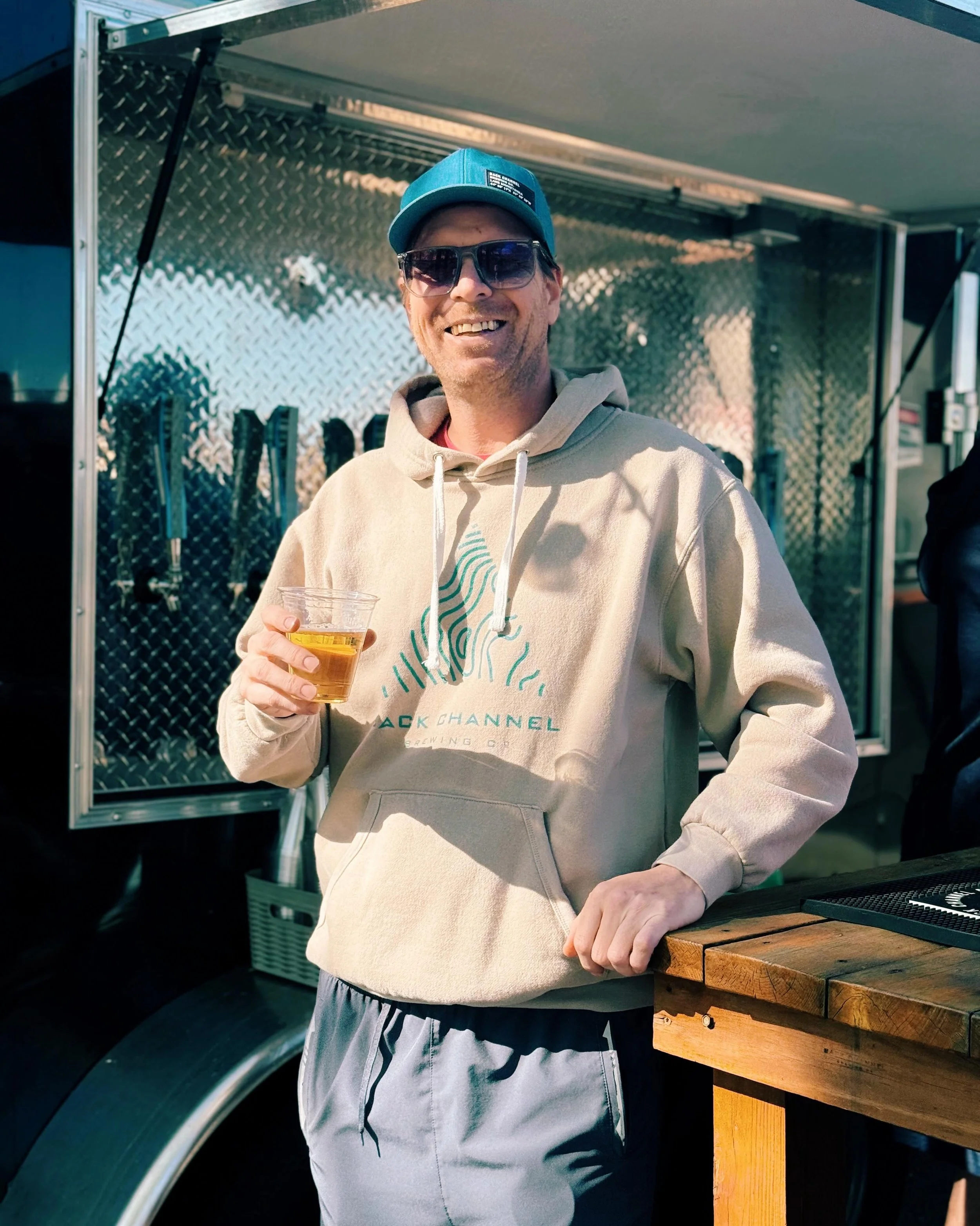 Every time we think hoodie season is over, Minnesota has other plans.

This tan Back Channel hoodie remains a solid decision.

Grab one at the taproom.

Also, we'll be staying open late for the Wild Game tonight so stop by!