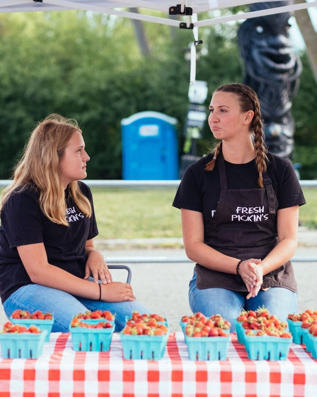 One last Artimer Market for the summer!

August 26 // 5&ndash;8PM

Join us this Wednesday for an evening of local makers, live music, good food, and cold beer by the lake.

@jimstairs &amp; the Mic McCormick Duo will be playing live.

@bcbc_eats serv