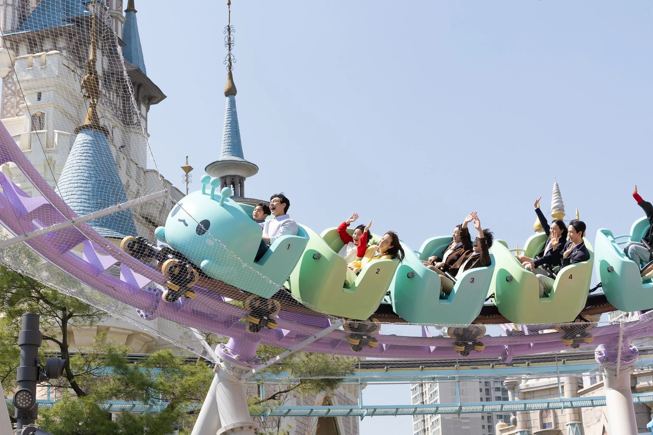 Lotte World Seoul Korea (1).jpg