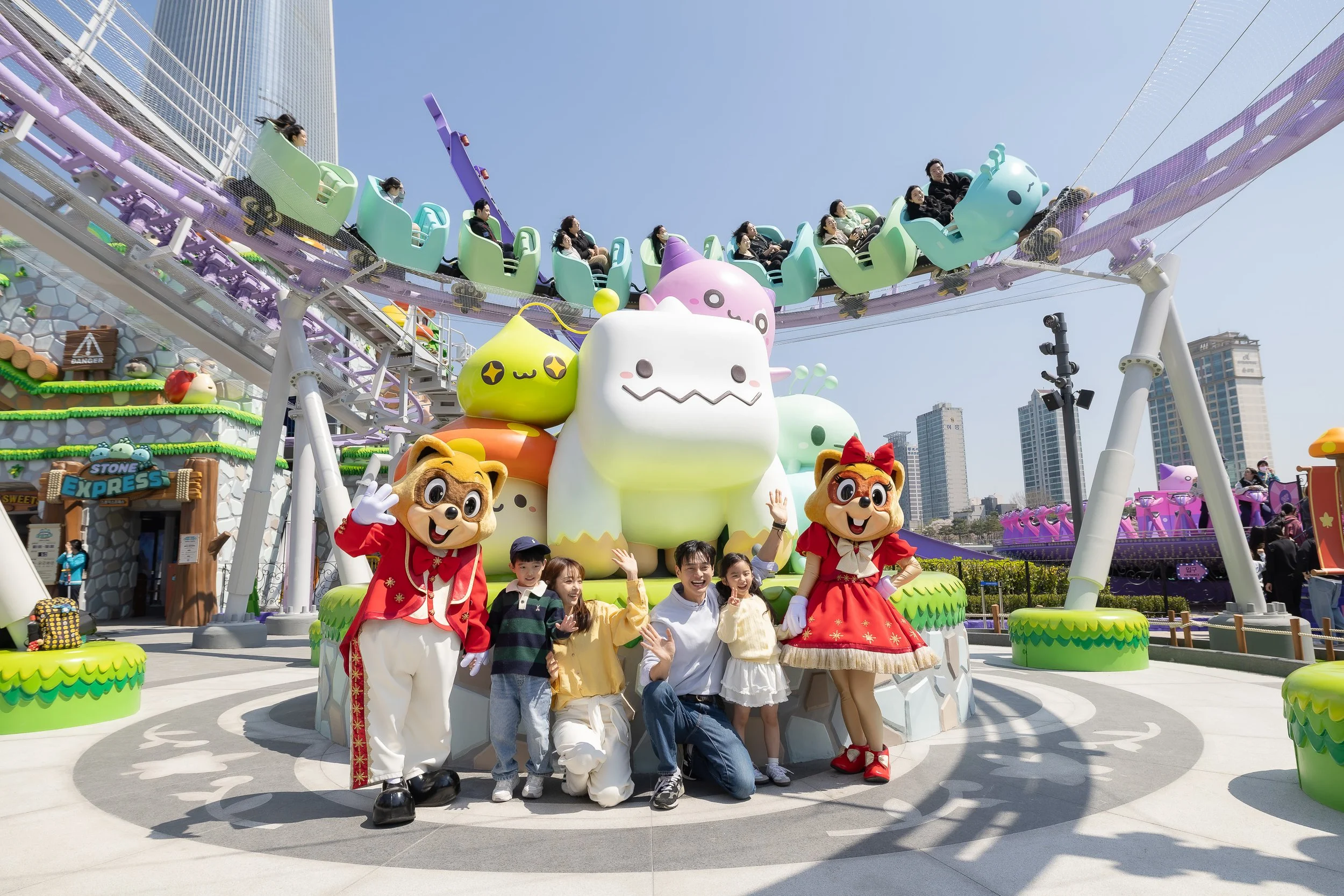 Lotte World Seoul Korea (3).jpg