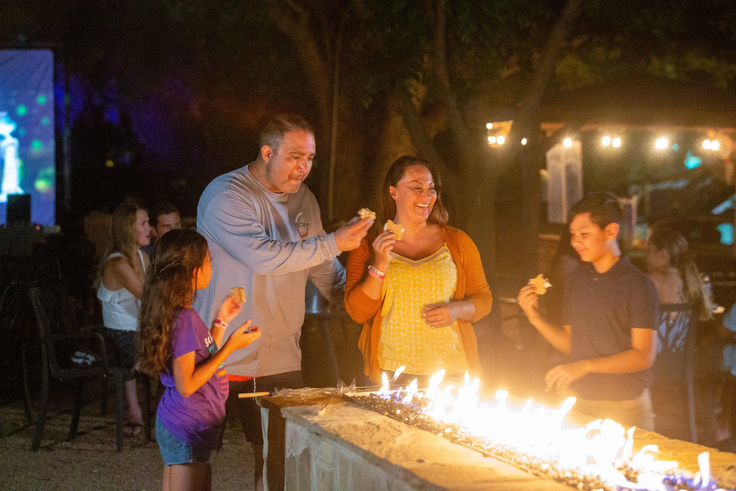 Fire pit smores at rental cabins.jpg