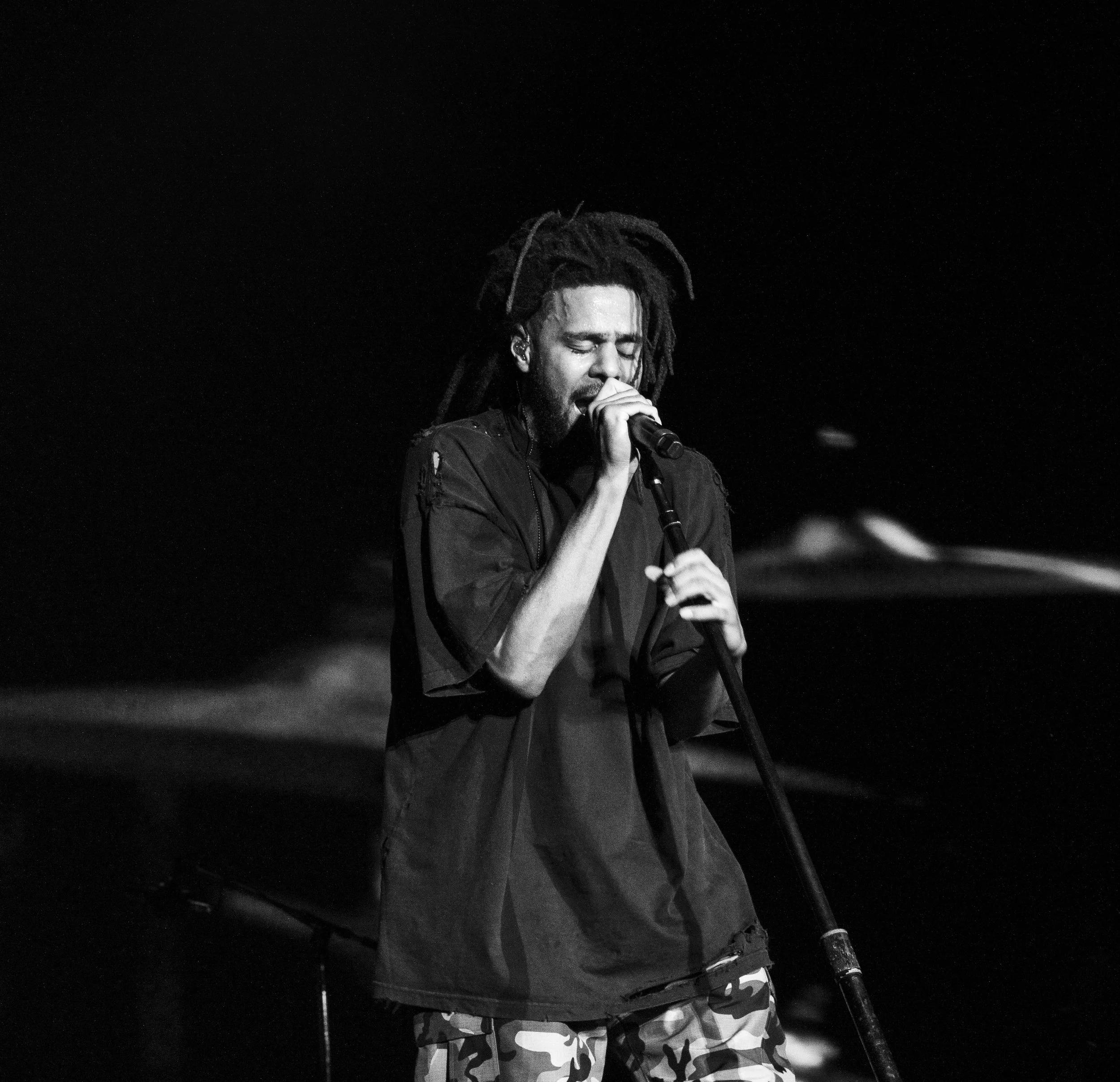 15Lolla22-J COLE.JPG