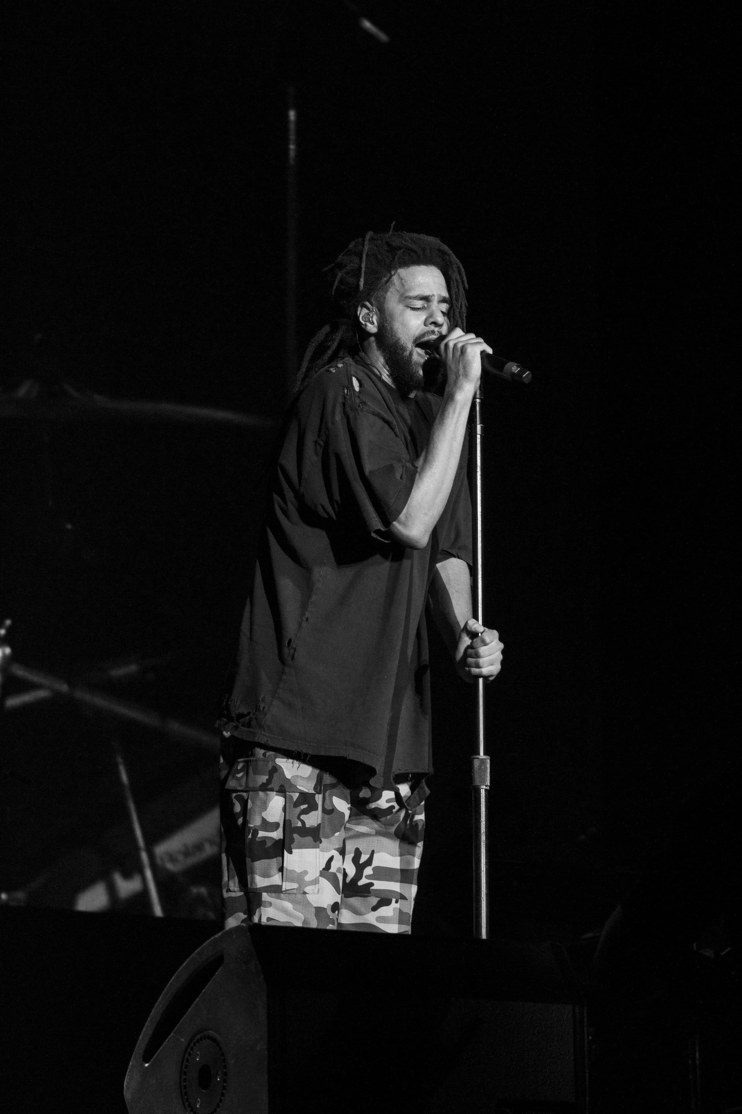 9Lolla22-J COLE.JPG