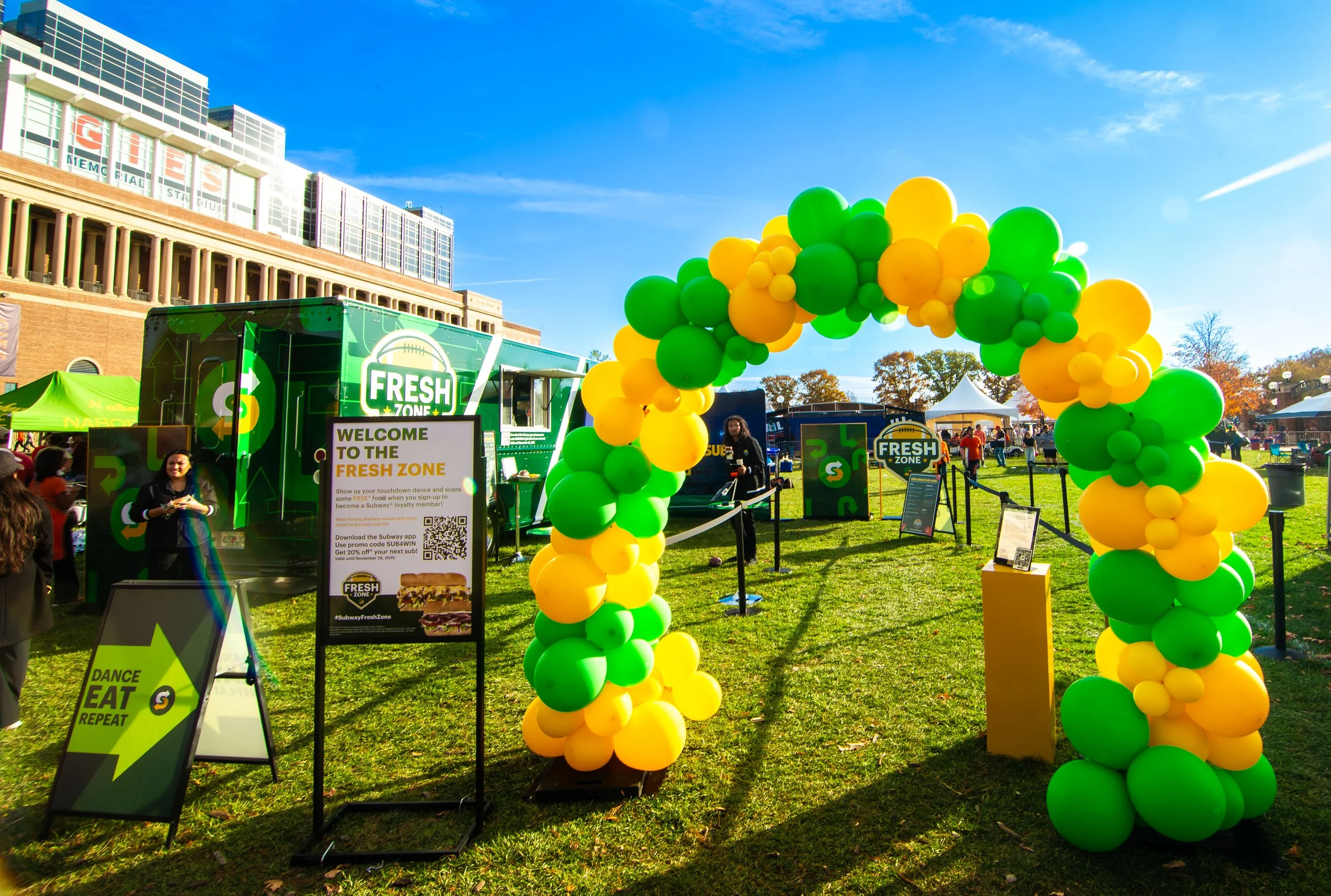 Subway � Illinois � Tailgate � 11.15.25 -40.jpg
