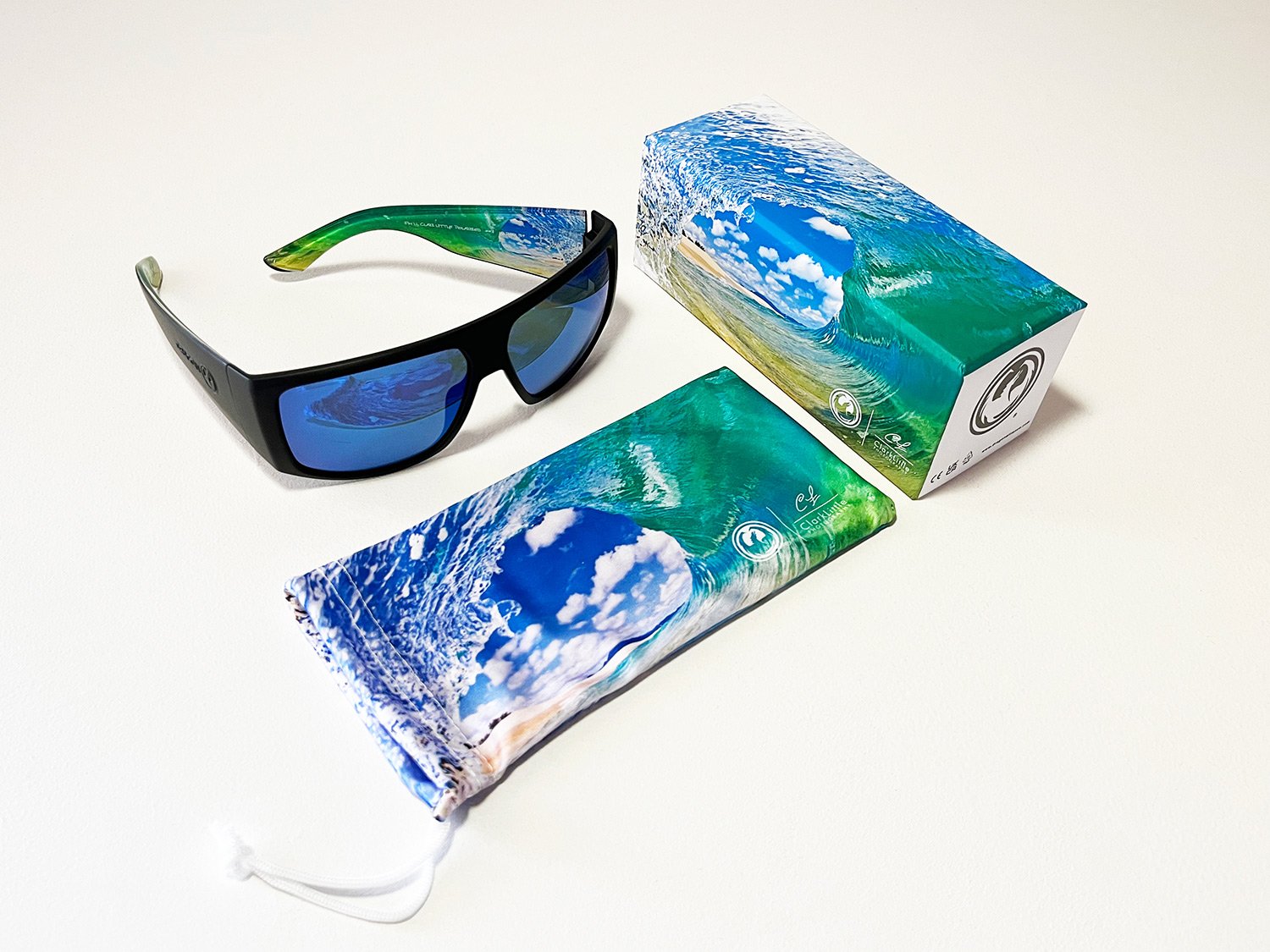 dragon_crystal_ball_studio_glasses_case_box_5104_1500.jpg