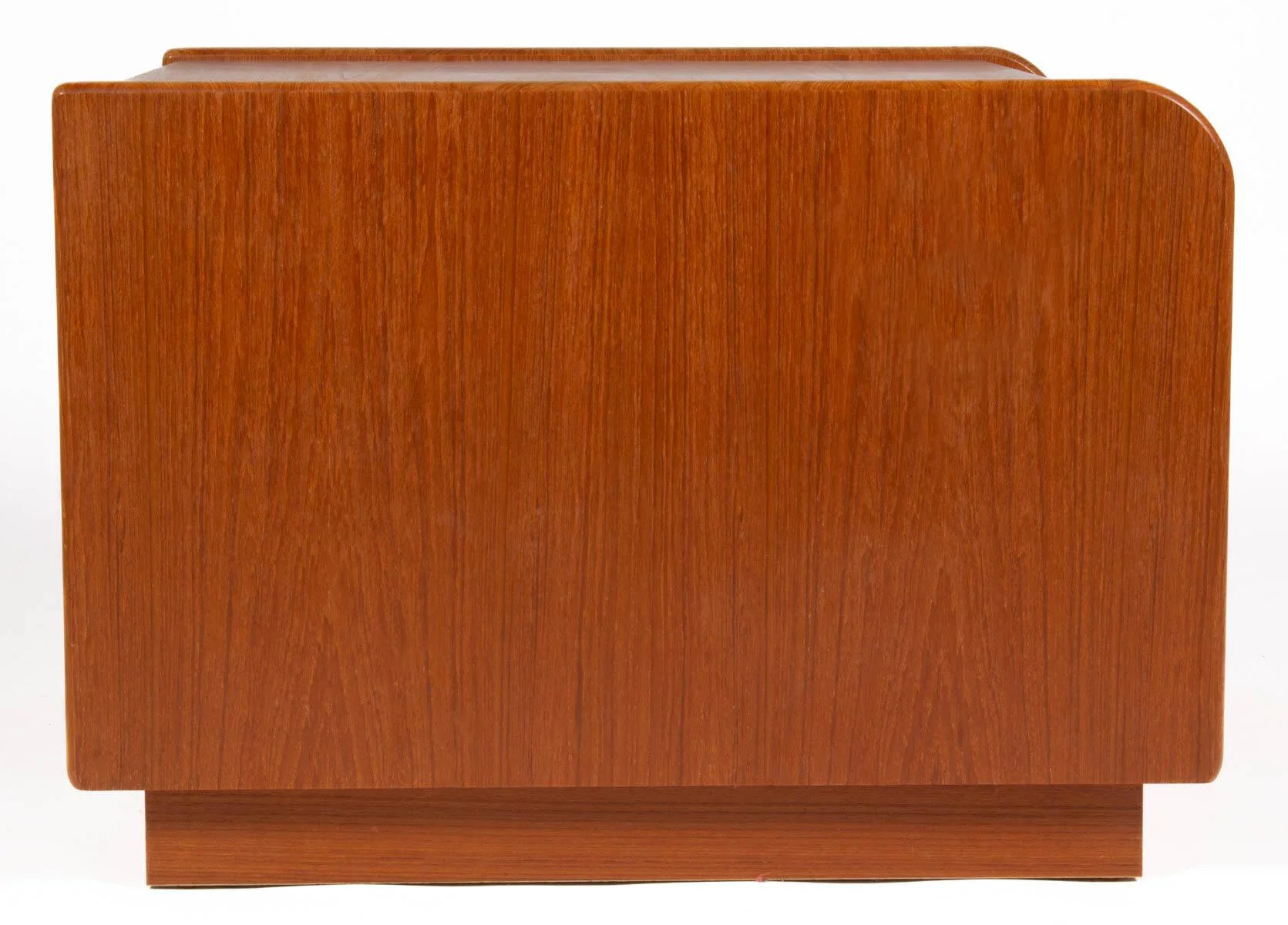 2D6835BA-9152-41F0-85D7-C5D33E27338B