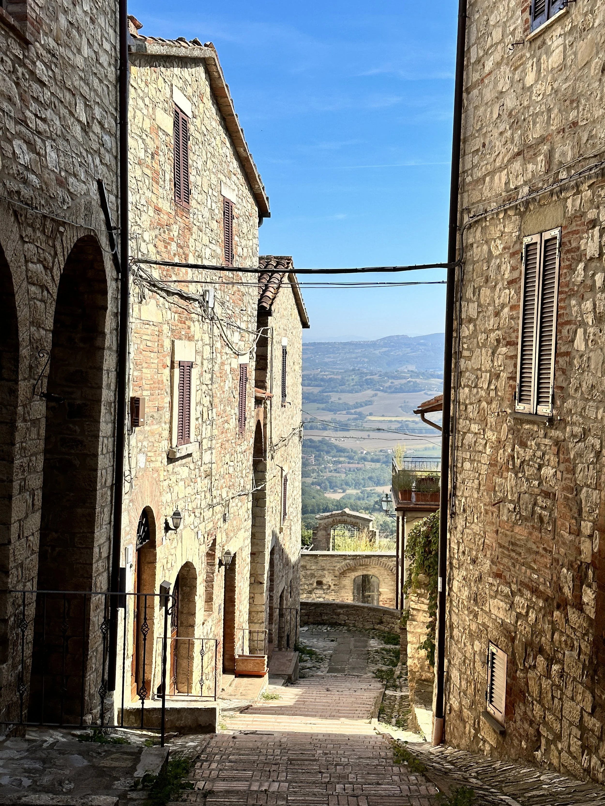 monte castillo3.JPEG