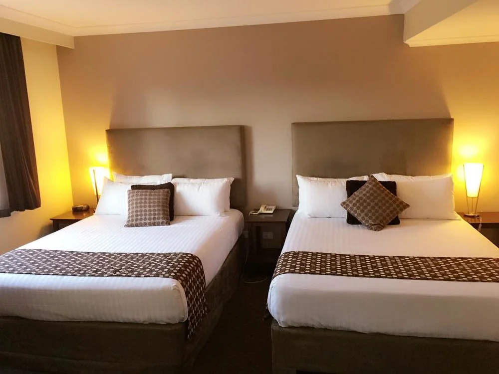 DELUXE ROOM — Joondalup City Hotel