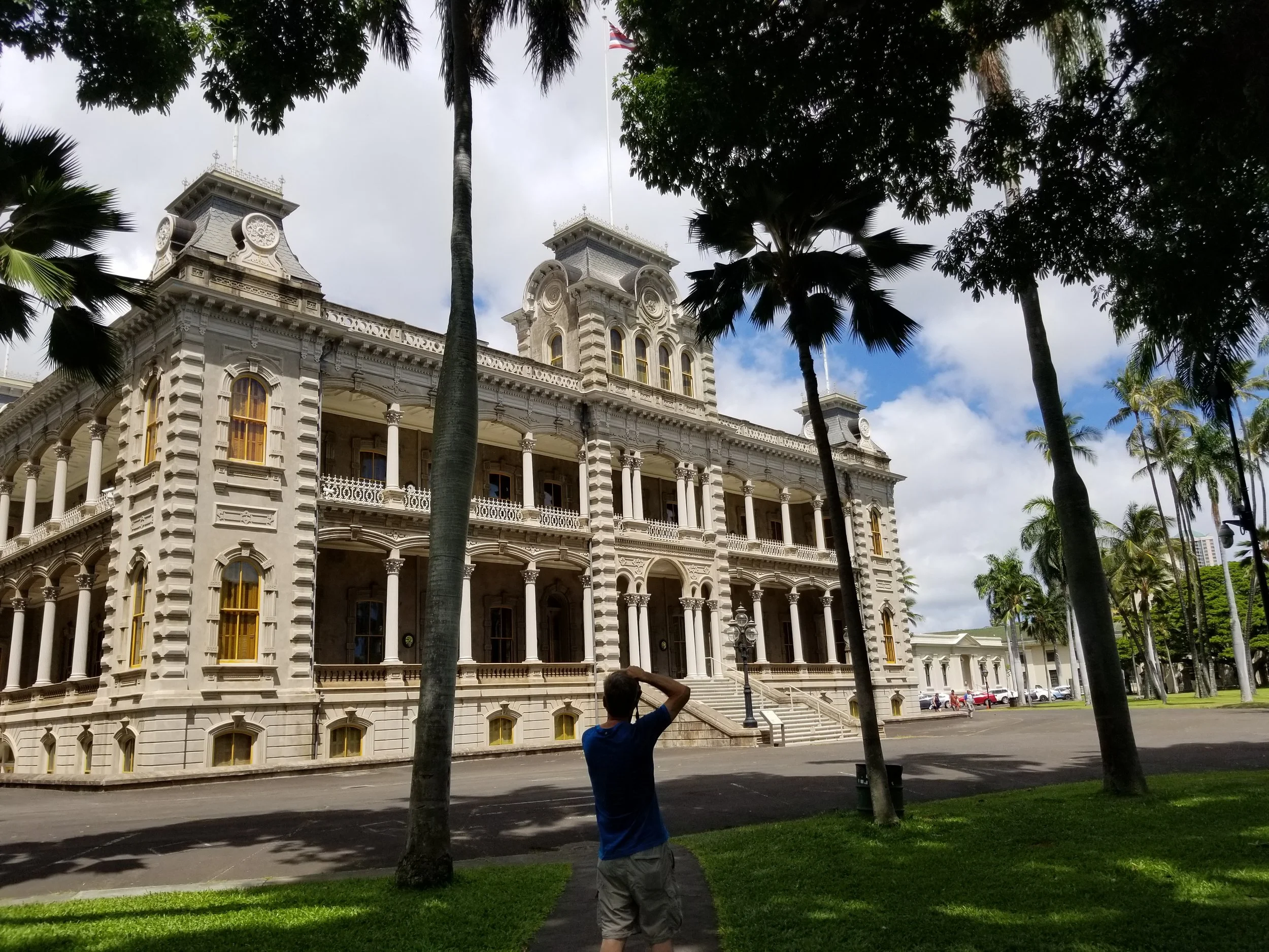 Iolani Palace.jpg