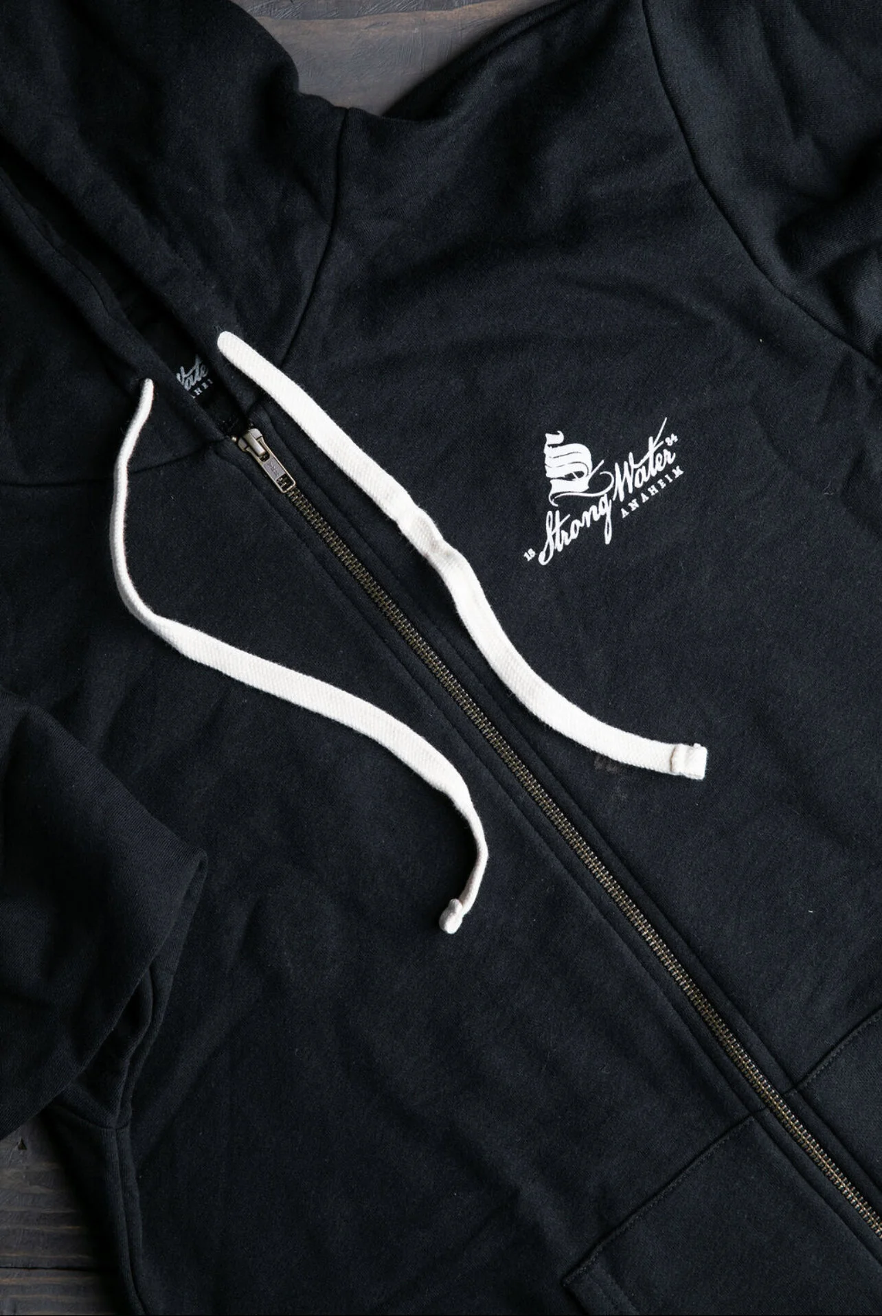 9A76BDE2-13BA-4A13-9C4D-24E142A8B0A7