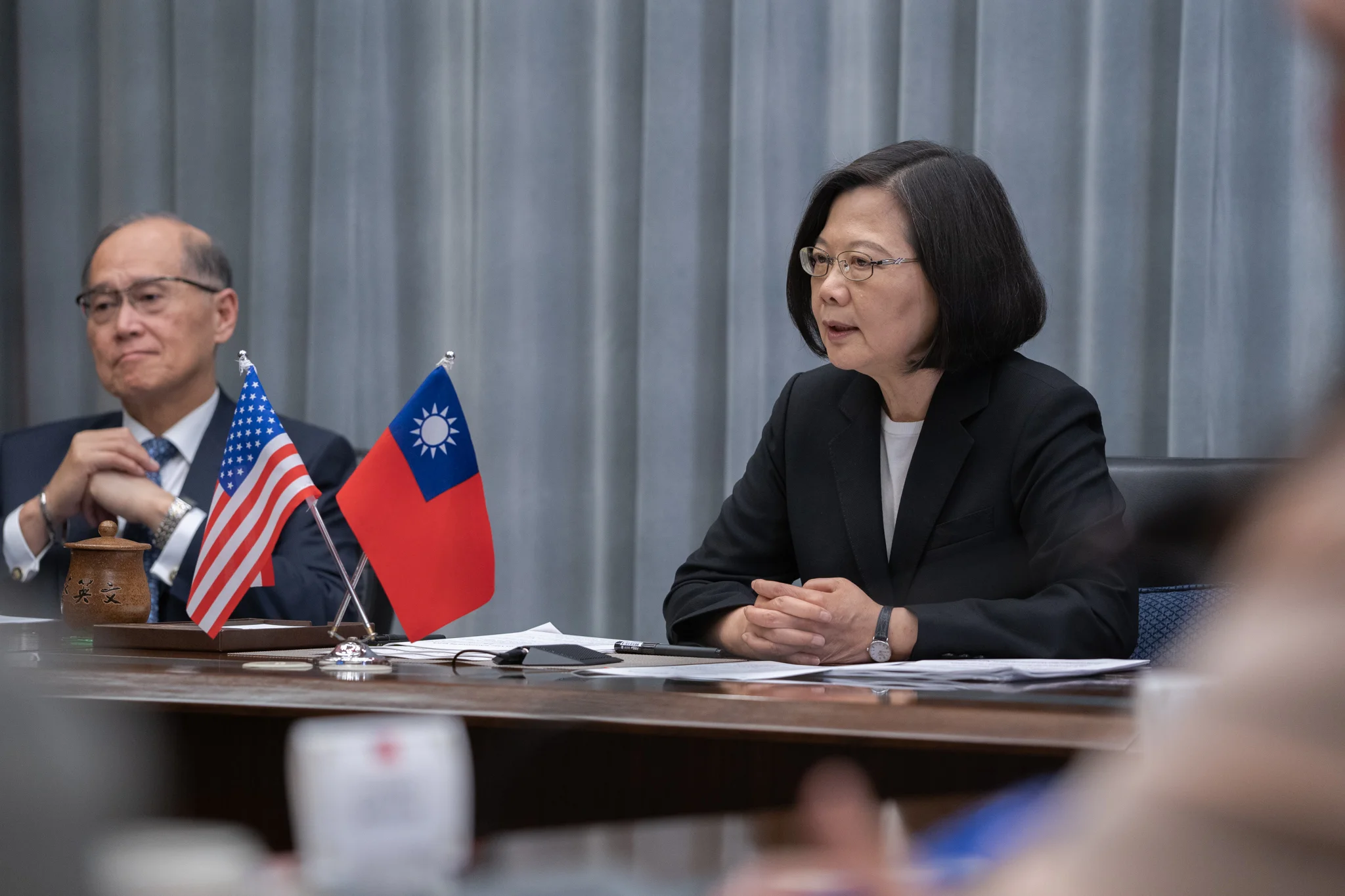 筆者認為,總統蔡英文的內鬥及邪惡本質,其實也和中國國家主席習近平的狡詐不相上下。圖片來源:Taiwan Presidential Office/Flickr