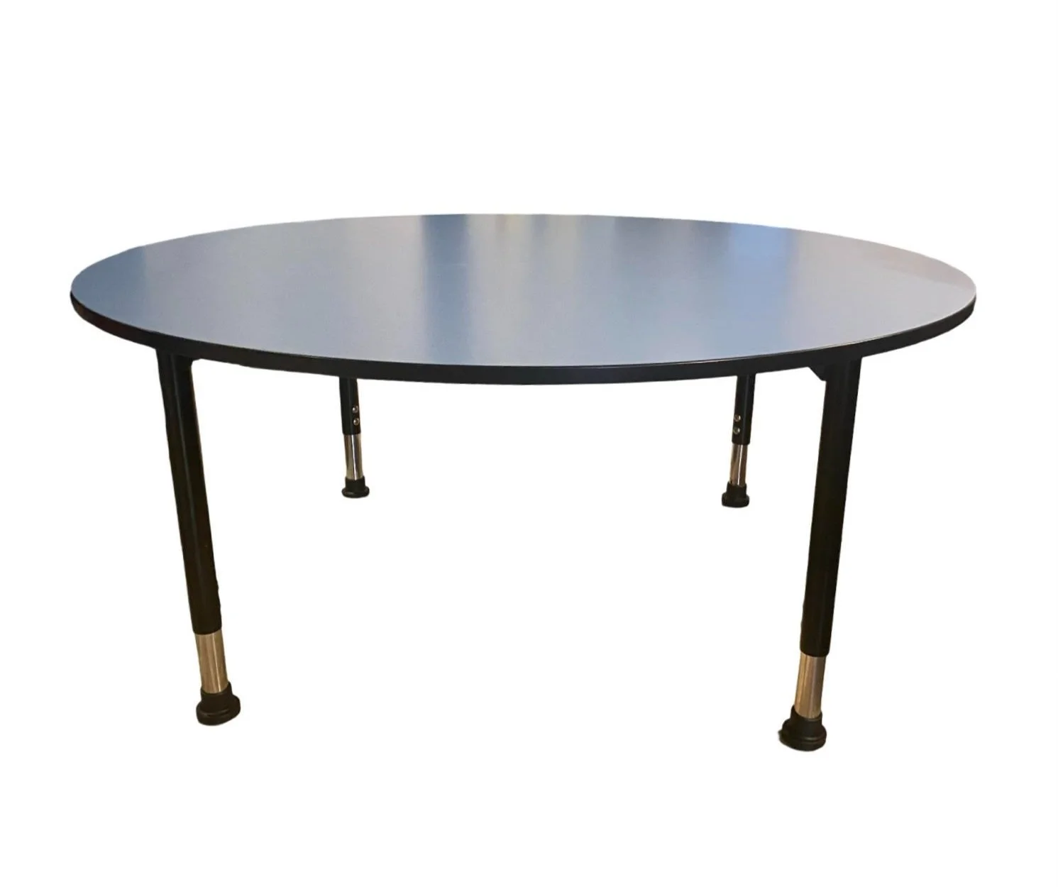 round+table+001.jpg