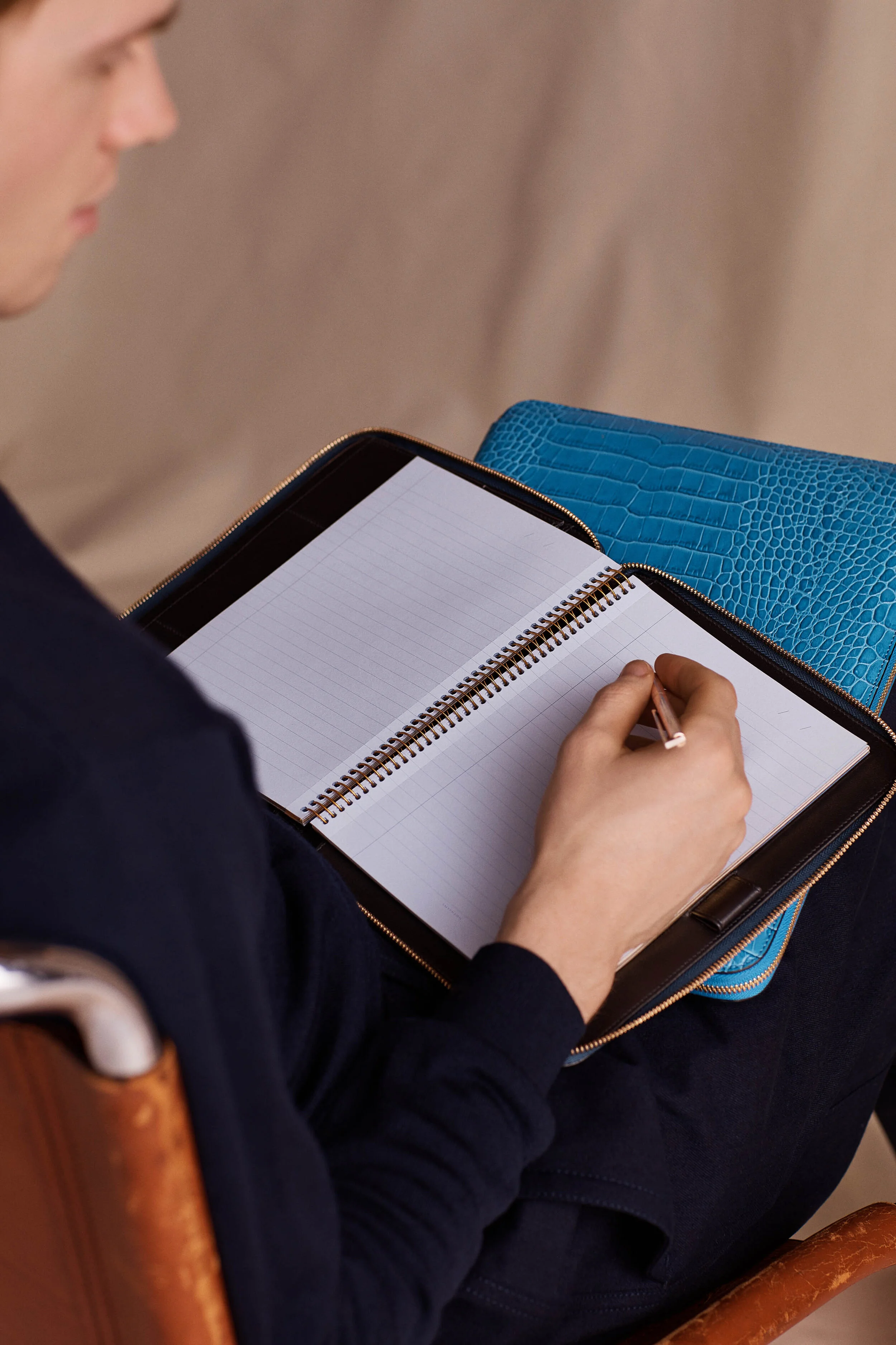 191203_CL_Smythson_Stilllife_SS20_Shot21_Unisex_008.jpg