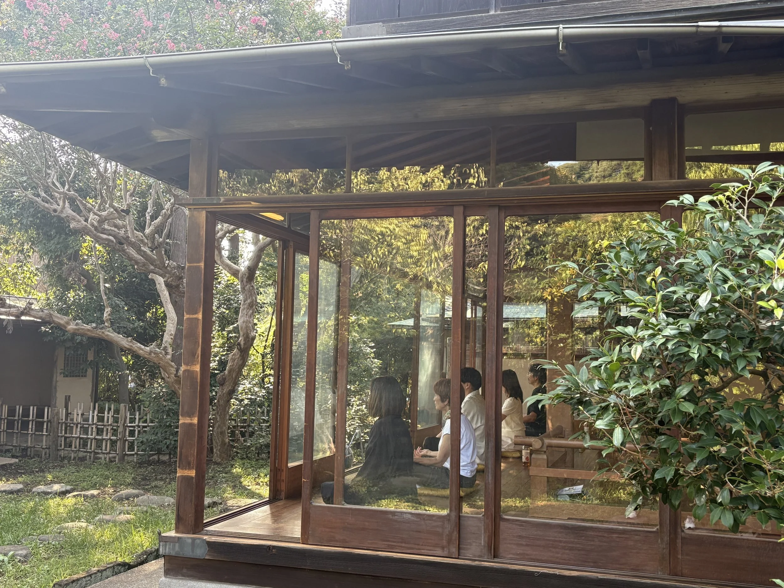 【retreat】鎌倉の荘厳な能舞台で「癒しの音の瞑想リトリート- 秋の風」mindfulness x sound healing