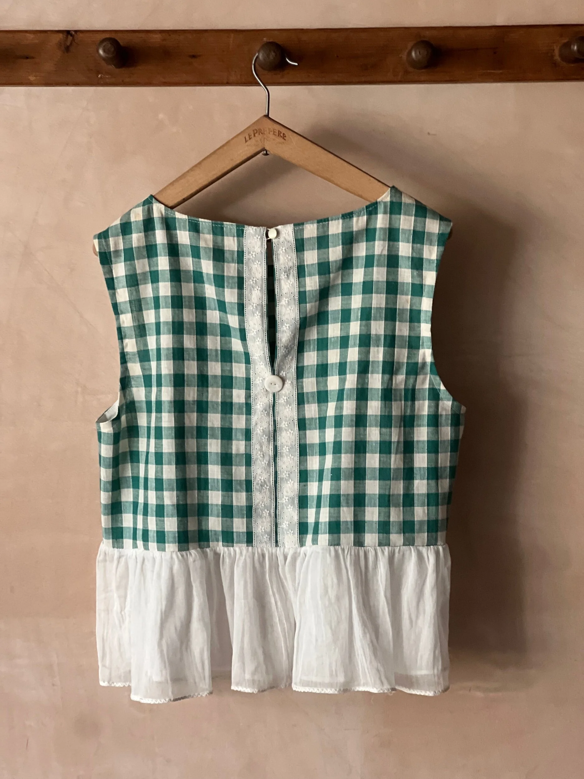 AE831030-5762-4013-9EE1-5EA104DD1822