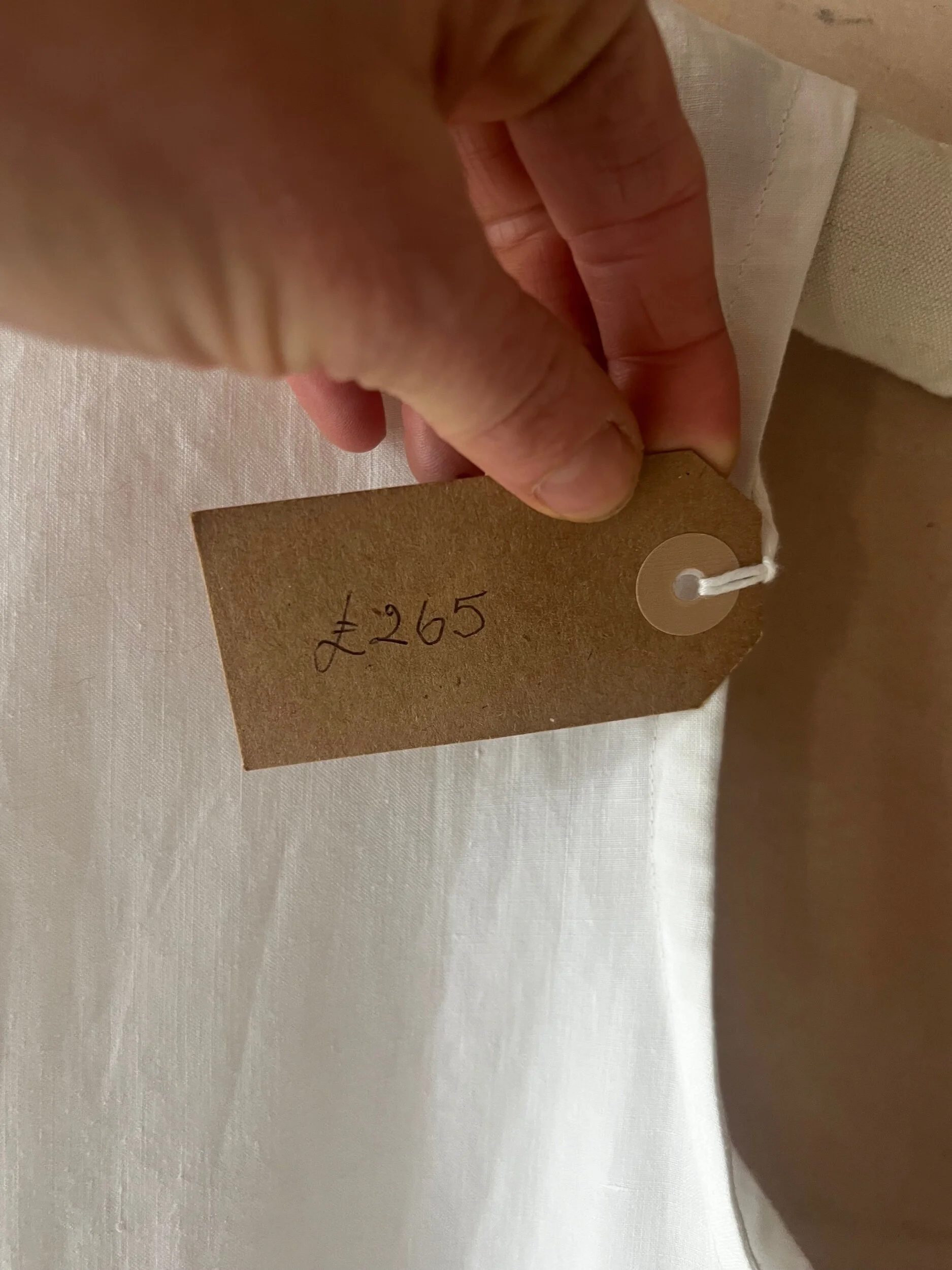 E8B4A10B-8E60-49ED-83C3-14E35DCA1CFD