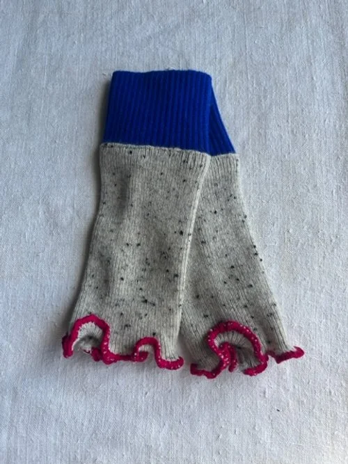 Cashmere Cuffs. no 173