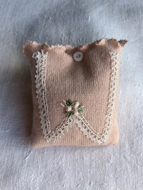 Small Cashmere Lavender Bag