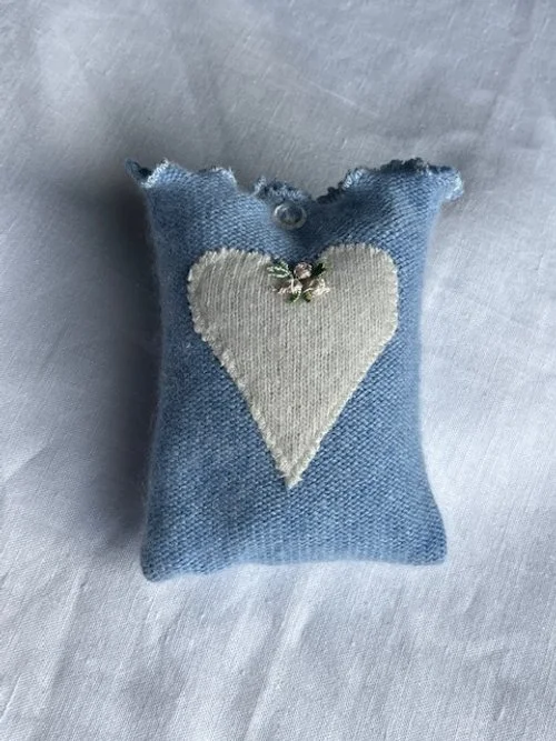 Medium Cashmere Lavender Bag with Heart