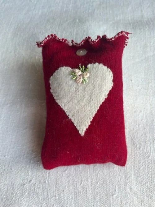 Cashmere Lavender Bag with Heart
