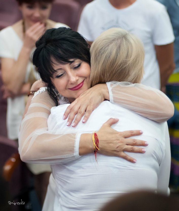 ПРИНИМАЙ И ЛЮБИ СЕБЯ.