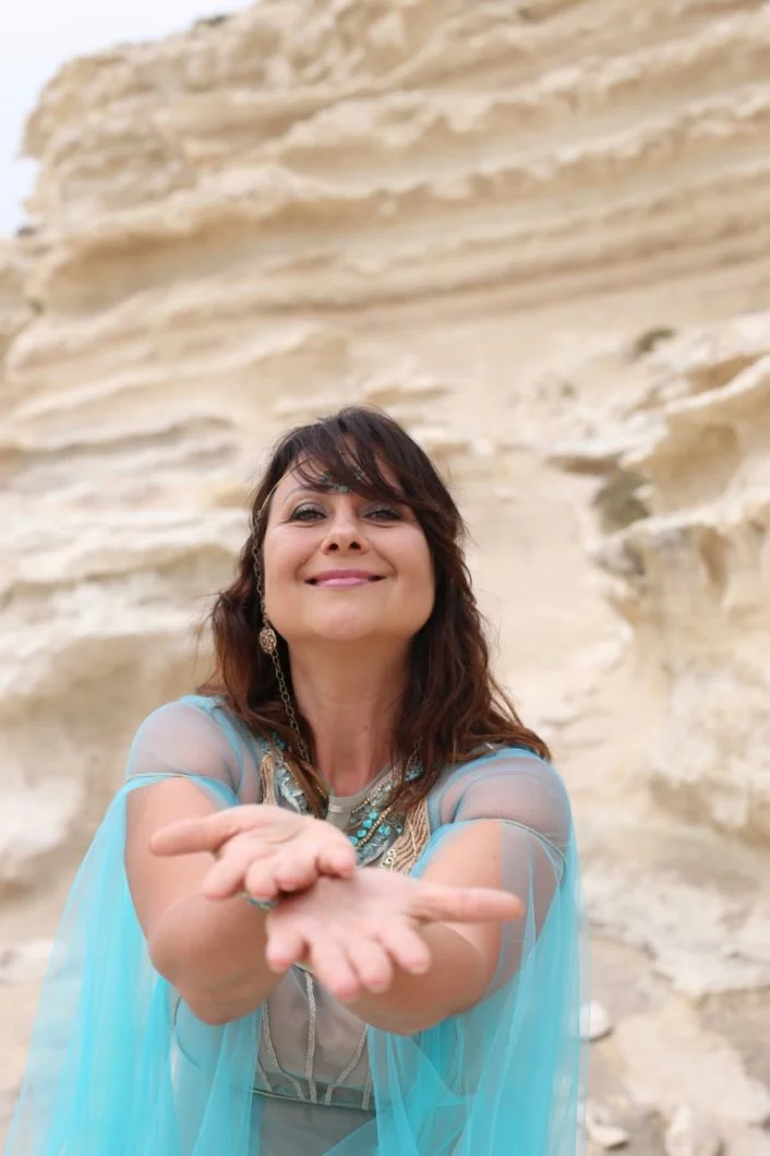 ТЫ- НА ЗЕМЛЕ.