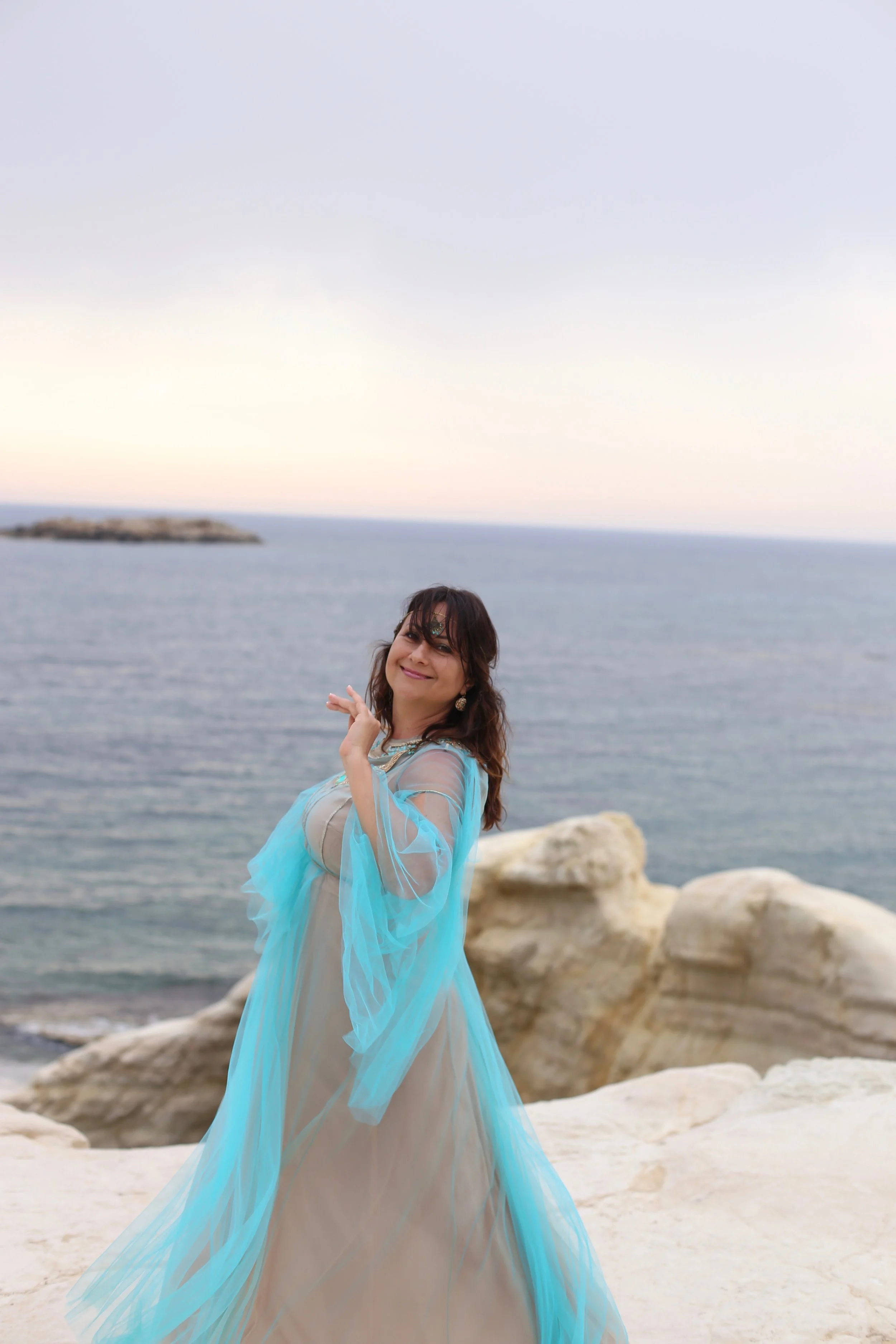 АЙА- ЗНАКОМСТВО